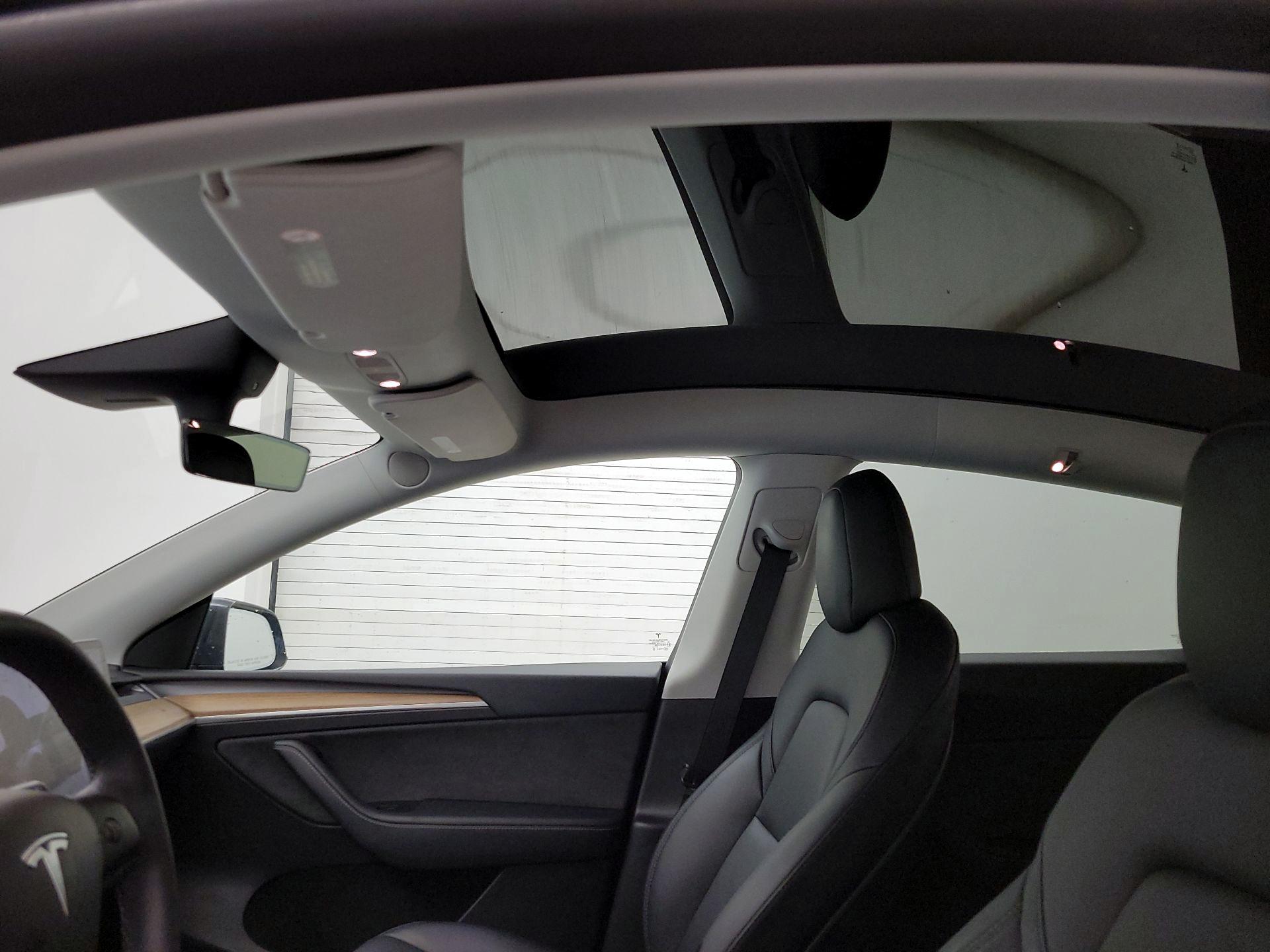 Thumbnail: 2022 Tesla Model Y - 18