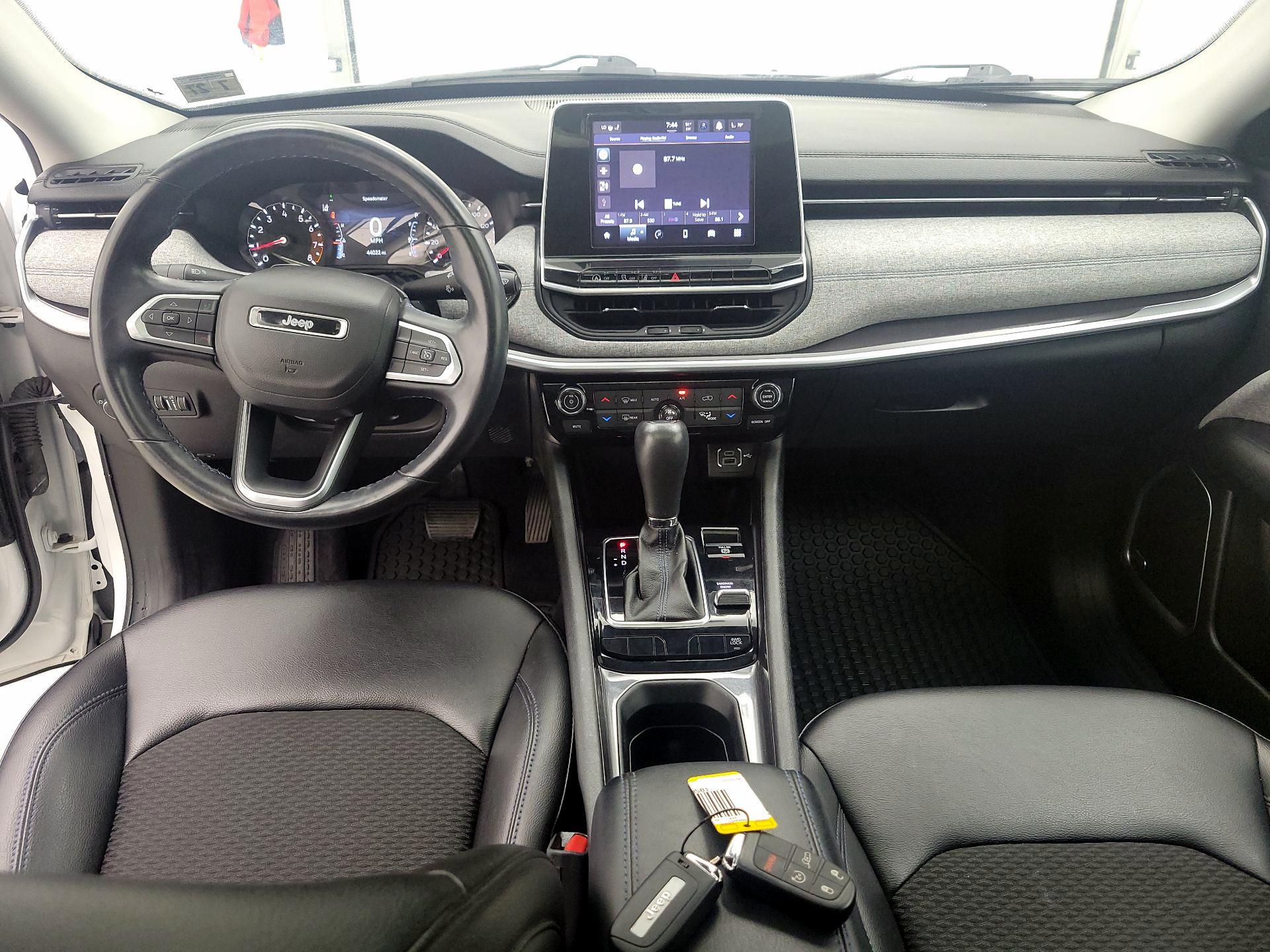 Thumbnail: 2022 Jeep Compass - 9