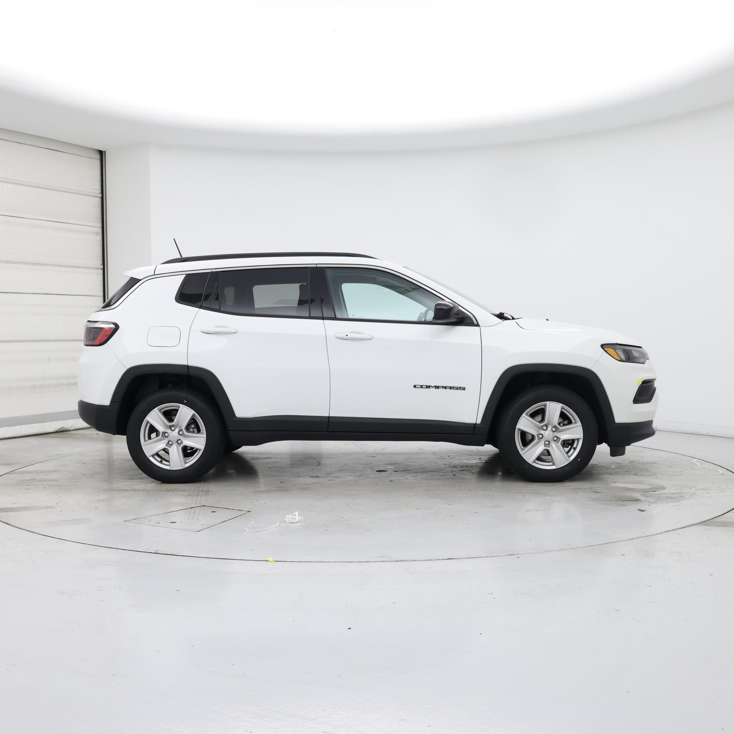 Thumbnail: 2022 Jeep Compass - 7