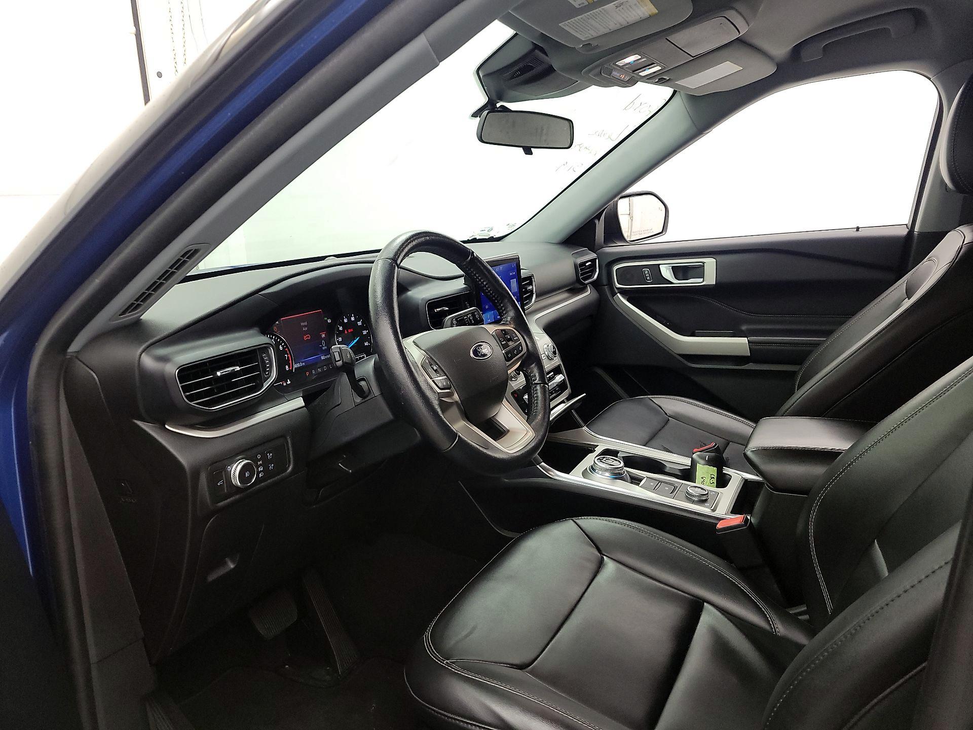 Thumbnail: 2022 Ford Explorer - 11