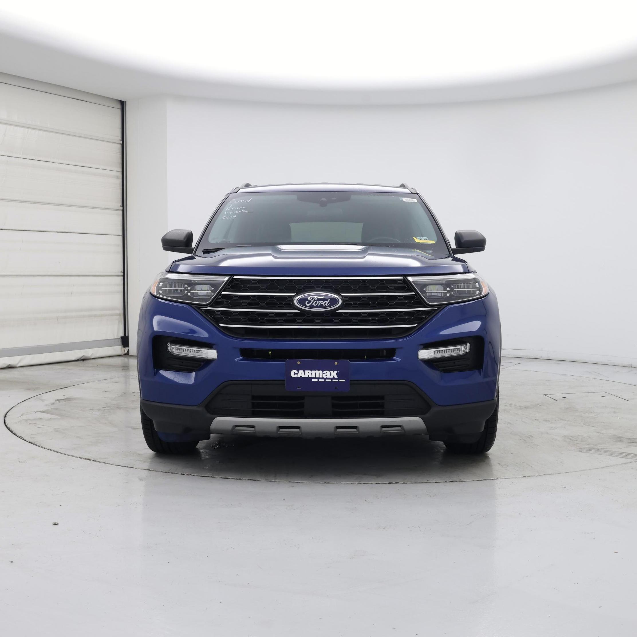 Thumbnail: 2022 Ford Explorer - 5