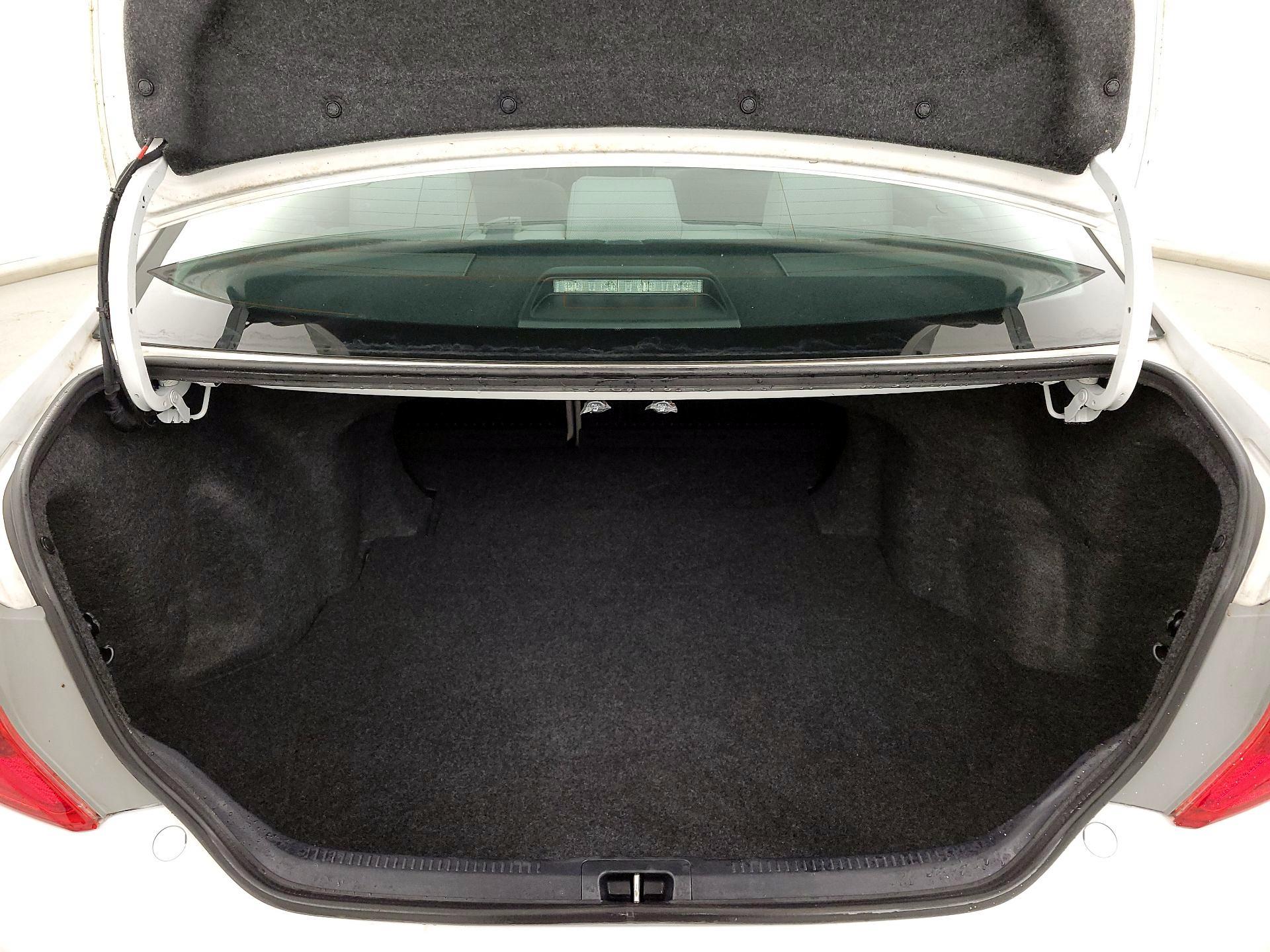 Thumbnail: 2014 Toyota Camry - 20
