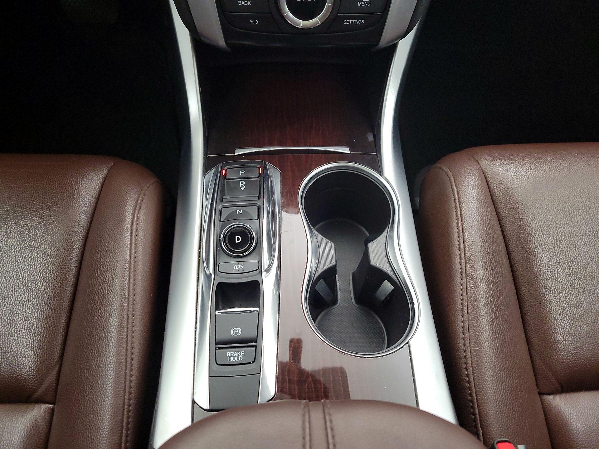 Thumbnail: 2015 Acura TLX - 17