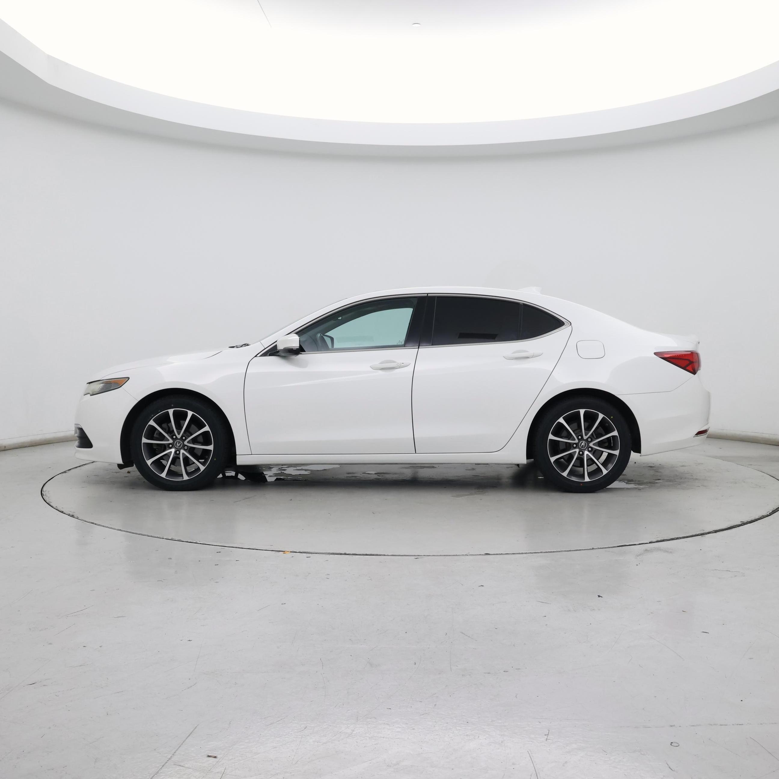 Thumbnail: 2015 Acura TLX - 3