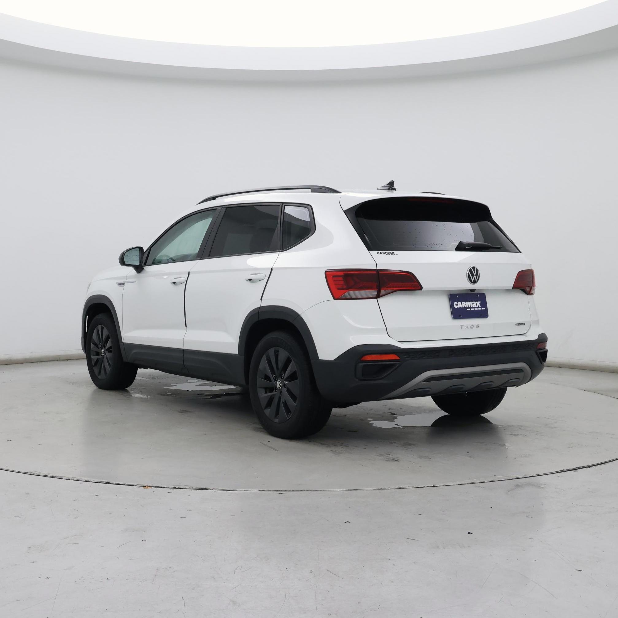 Thumbnail: 2022 Volkswagen Taos - 2