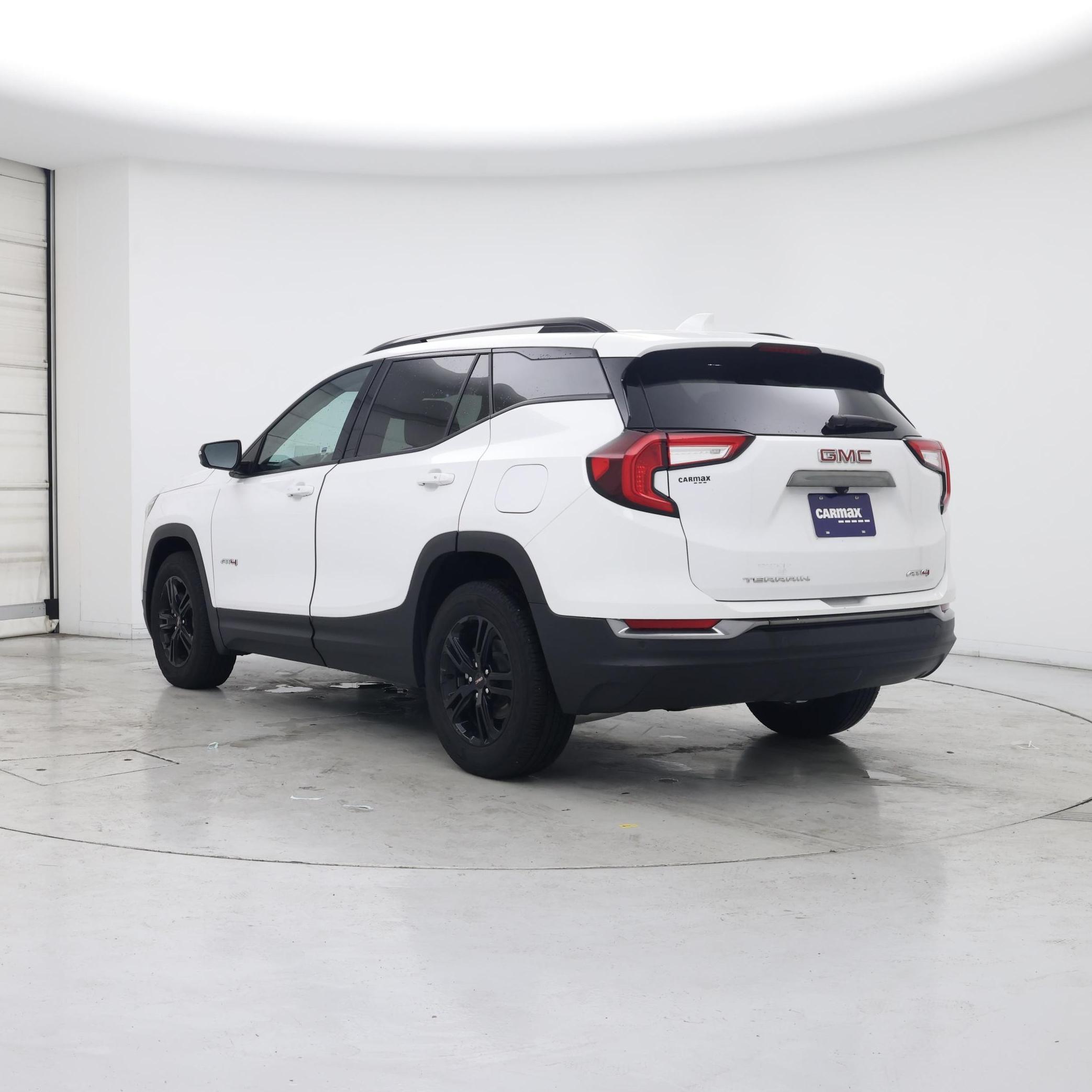 Thumbnail: 2022 GMC Terrain - 2