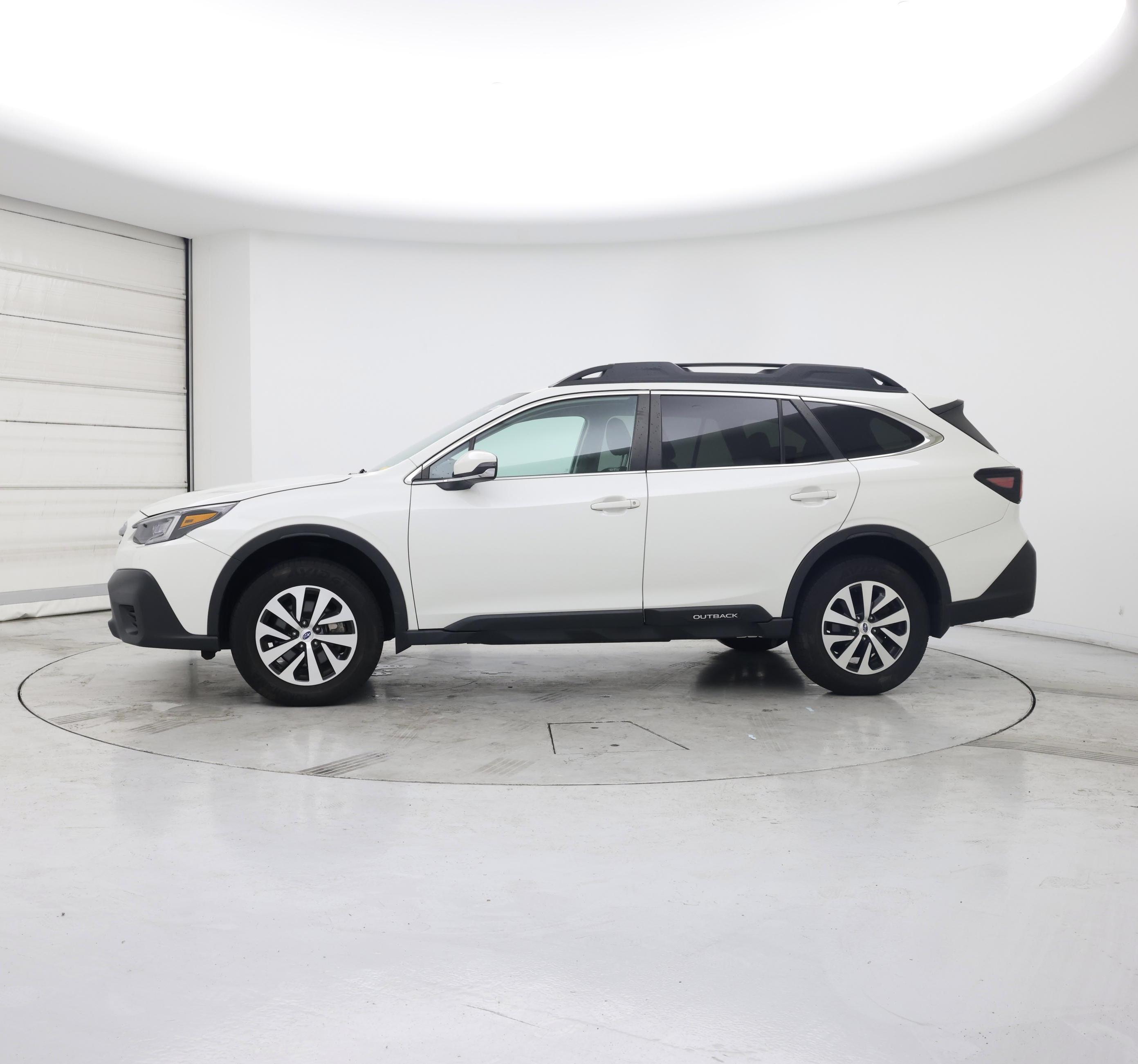 Thumbnail: 2022 Subaru Outback - 3