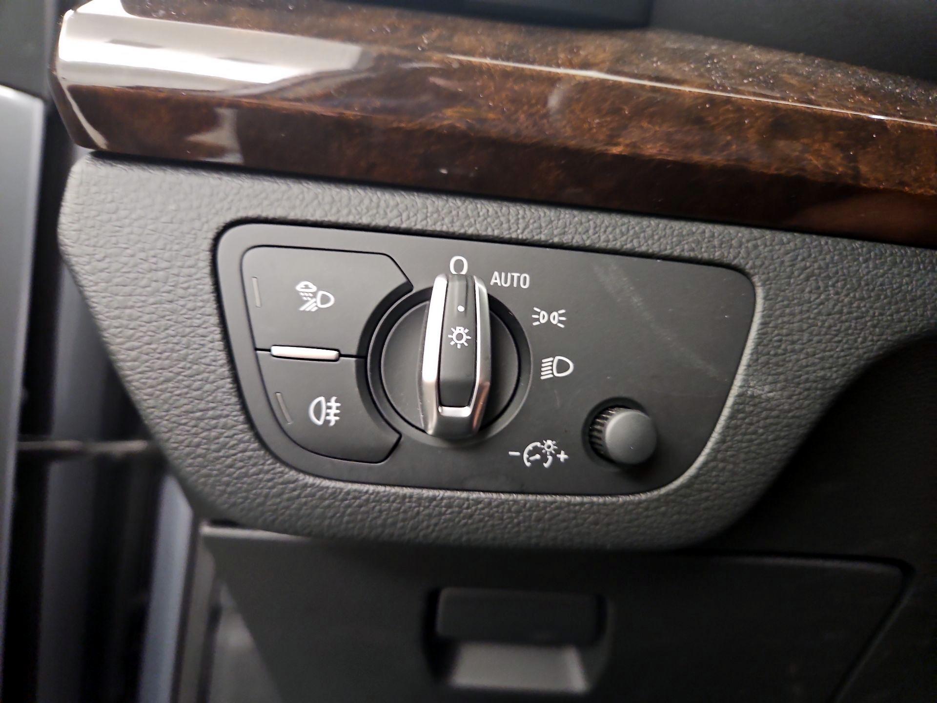 Thumbnail: 2019 Audi Q5 - 13