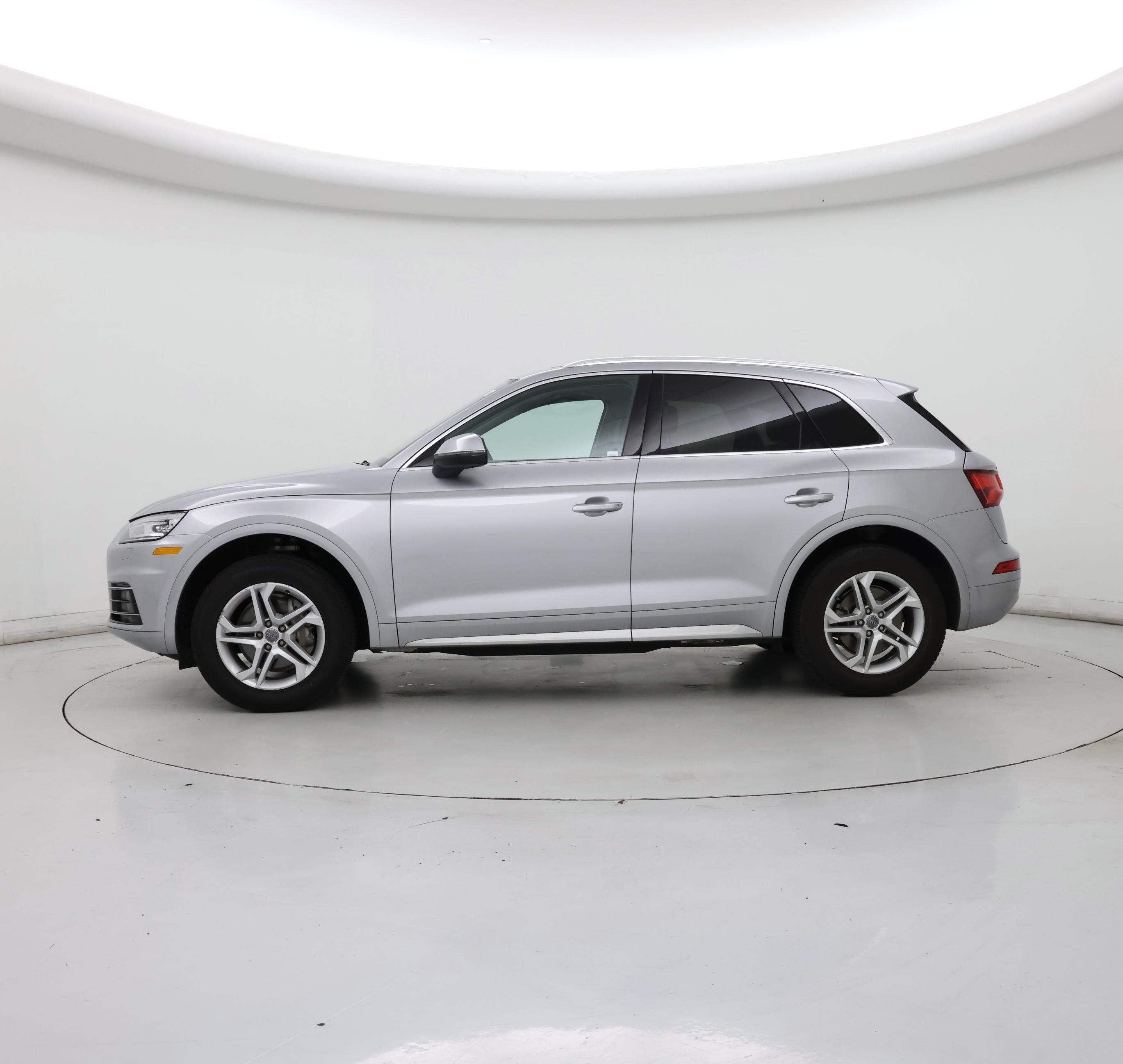Thumbnail: 2019 Audi Q5 - 3