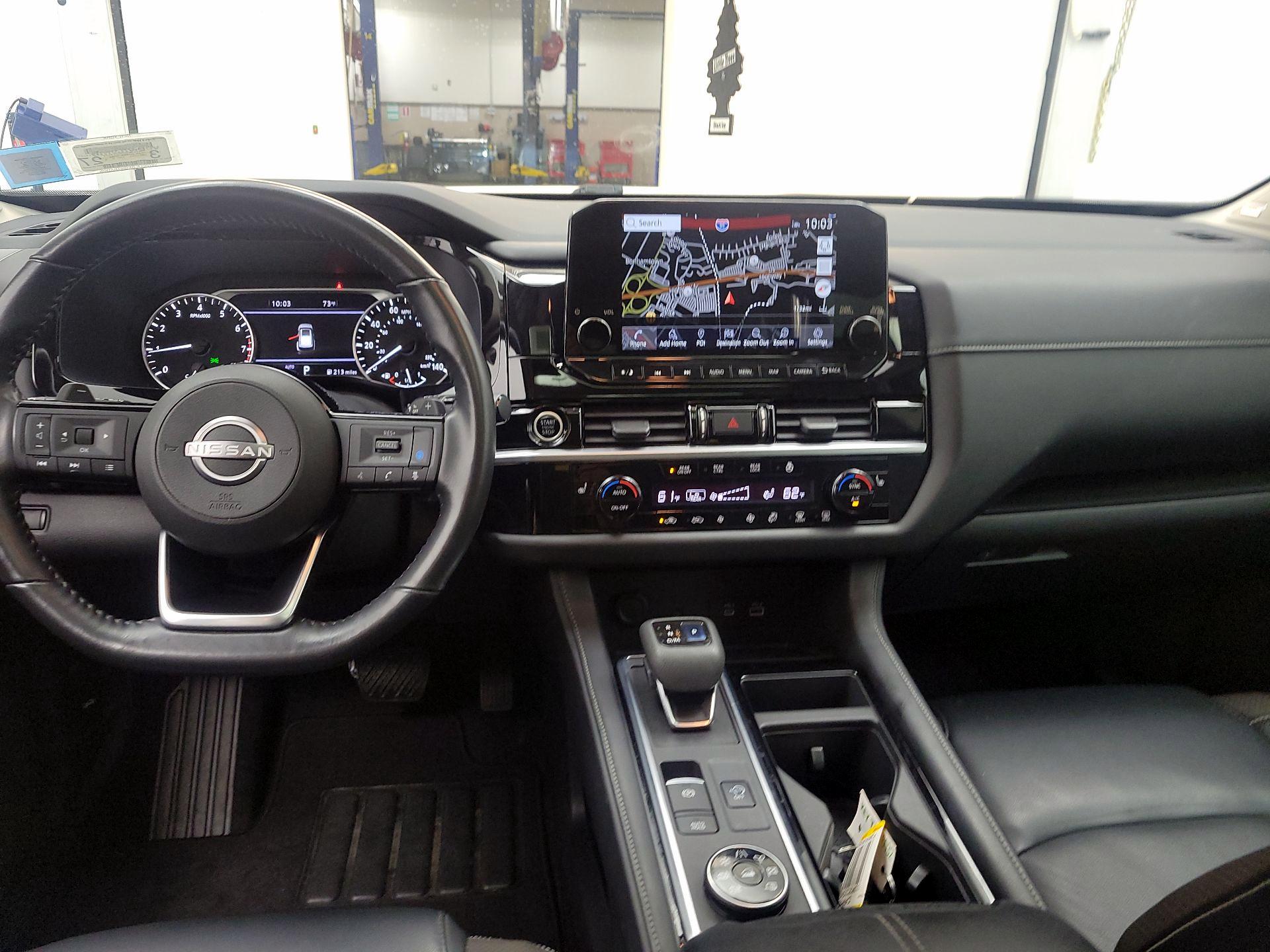 Thumbnail: 2022 Nissan Pathfinder - 9