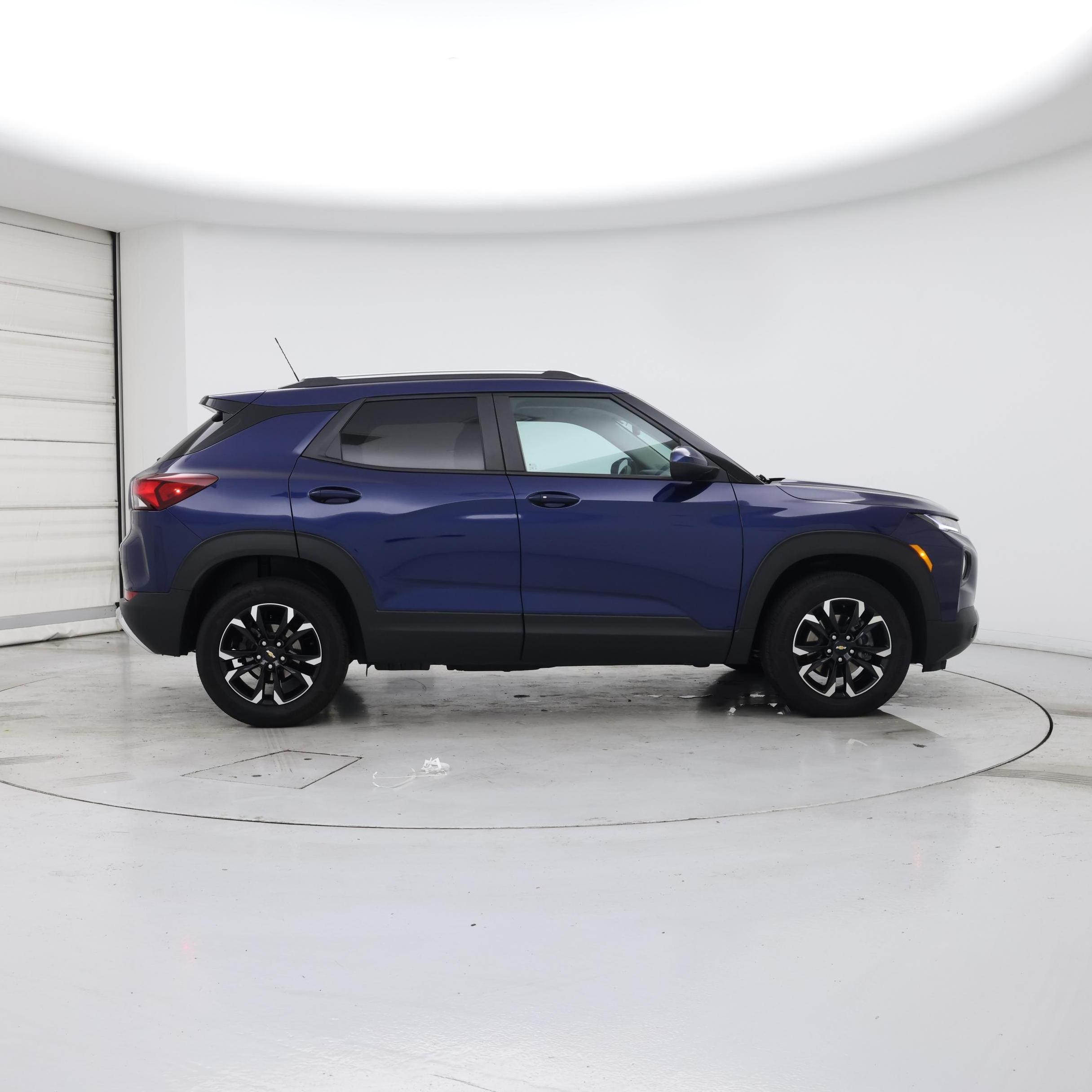 Thumbnail: 2023 Chevrolet TrailBlazer - 7