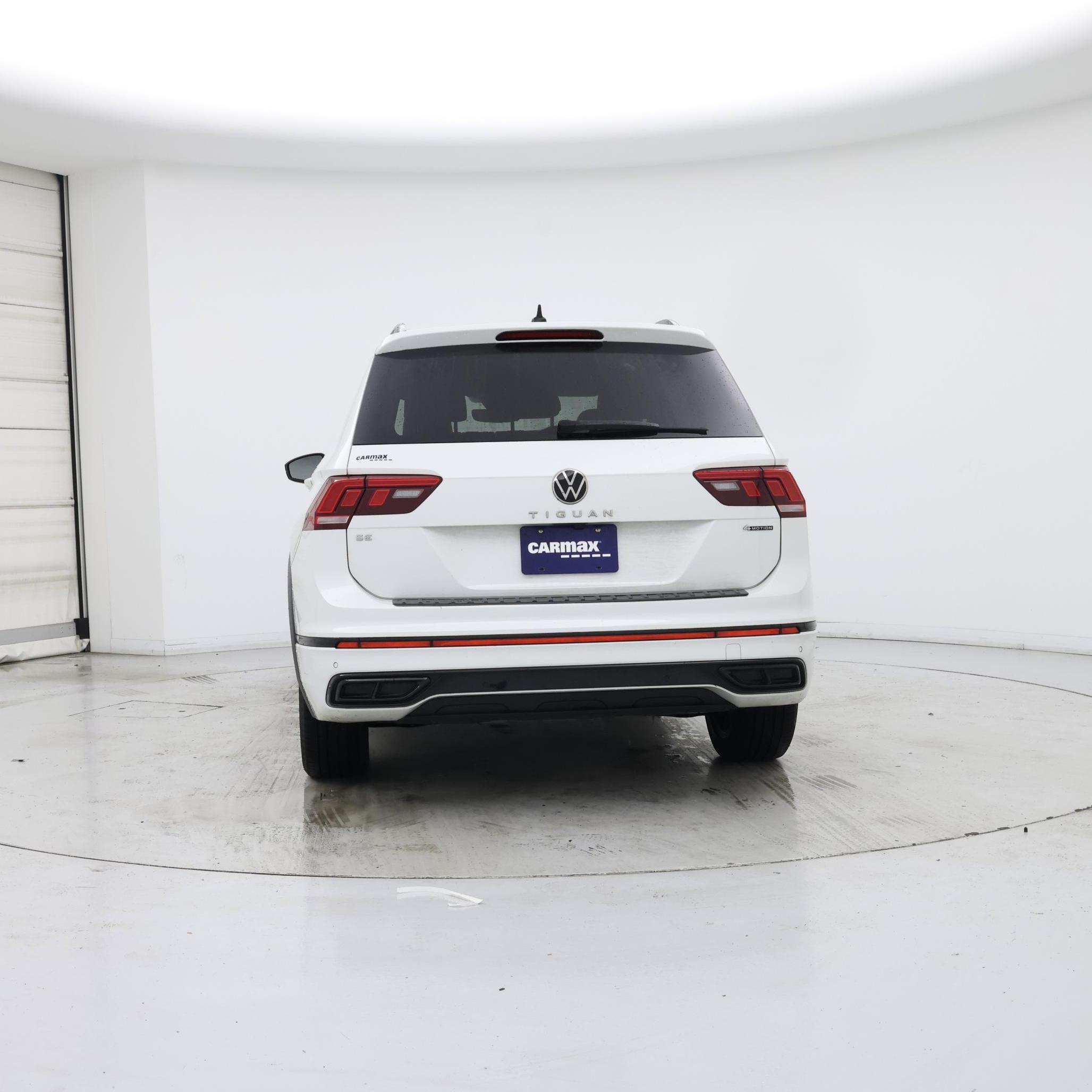 Thumbnail: 2022 Volkswagen Tiguan - 6
