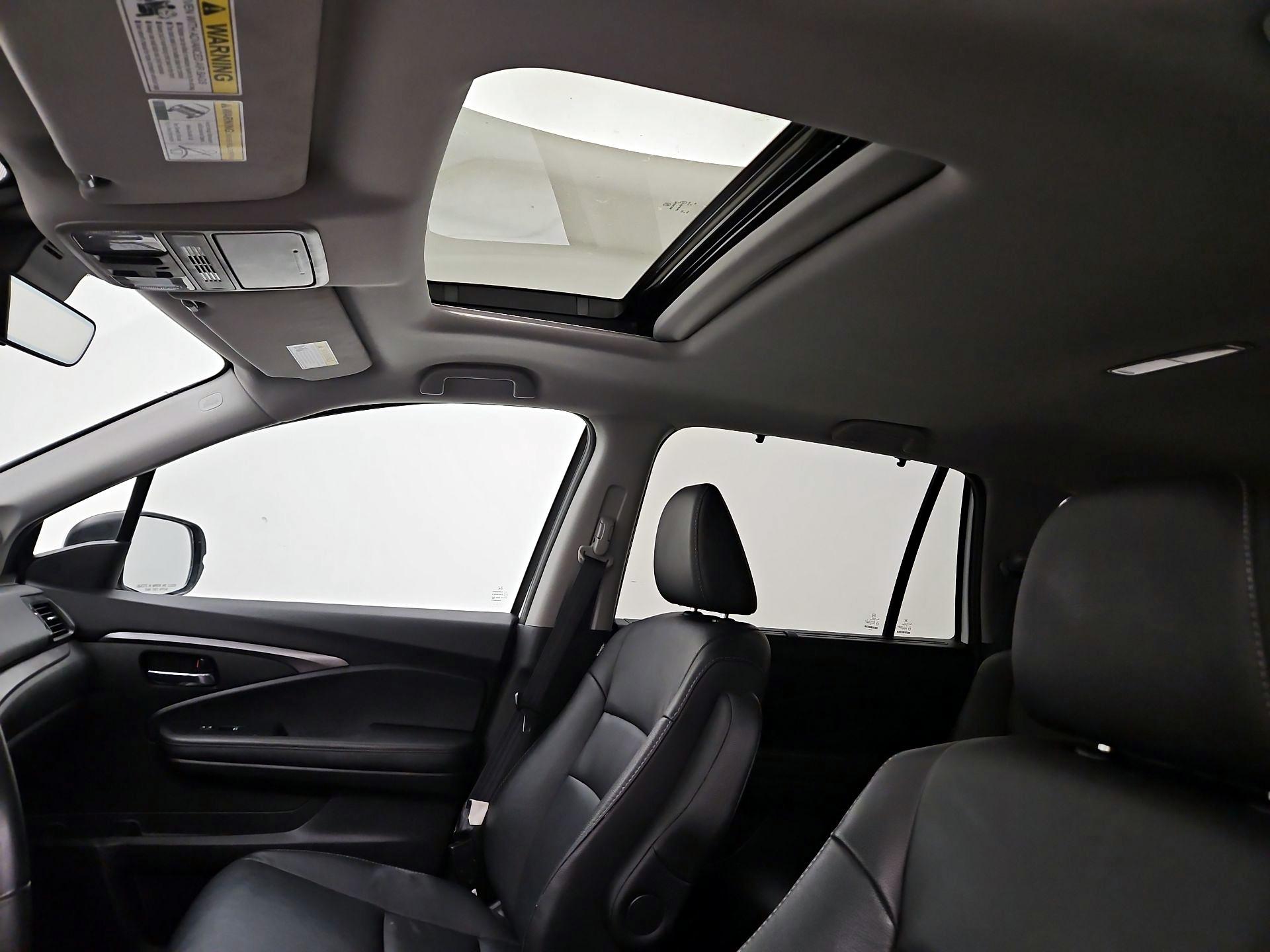 Thumbnail: 2022 Honda Pilot - 19