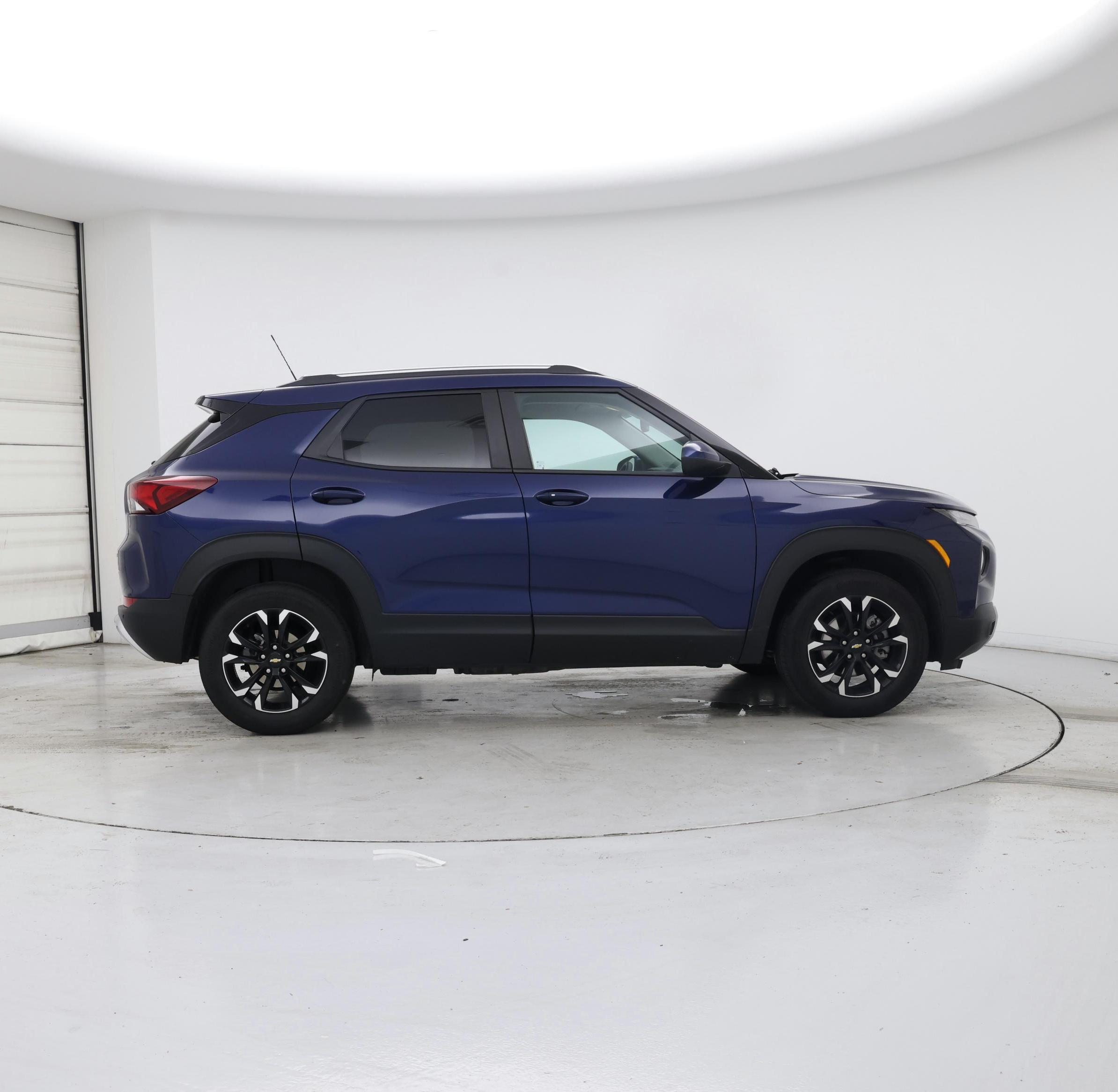 Thumbnail: 2023 Chevrolet TrailBlazer - 7