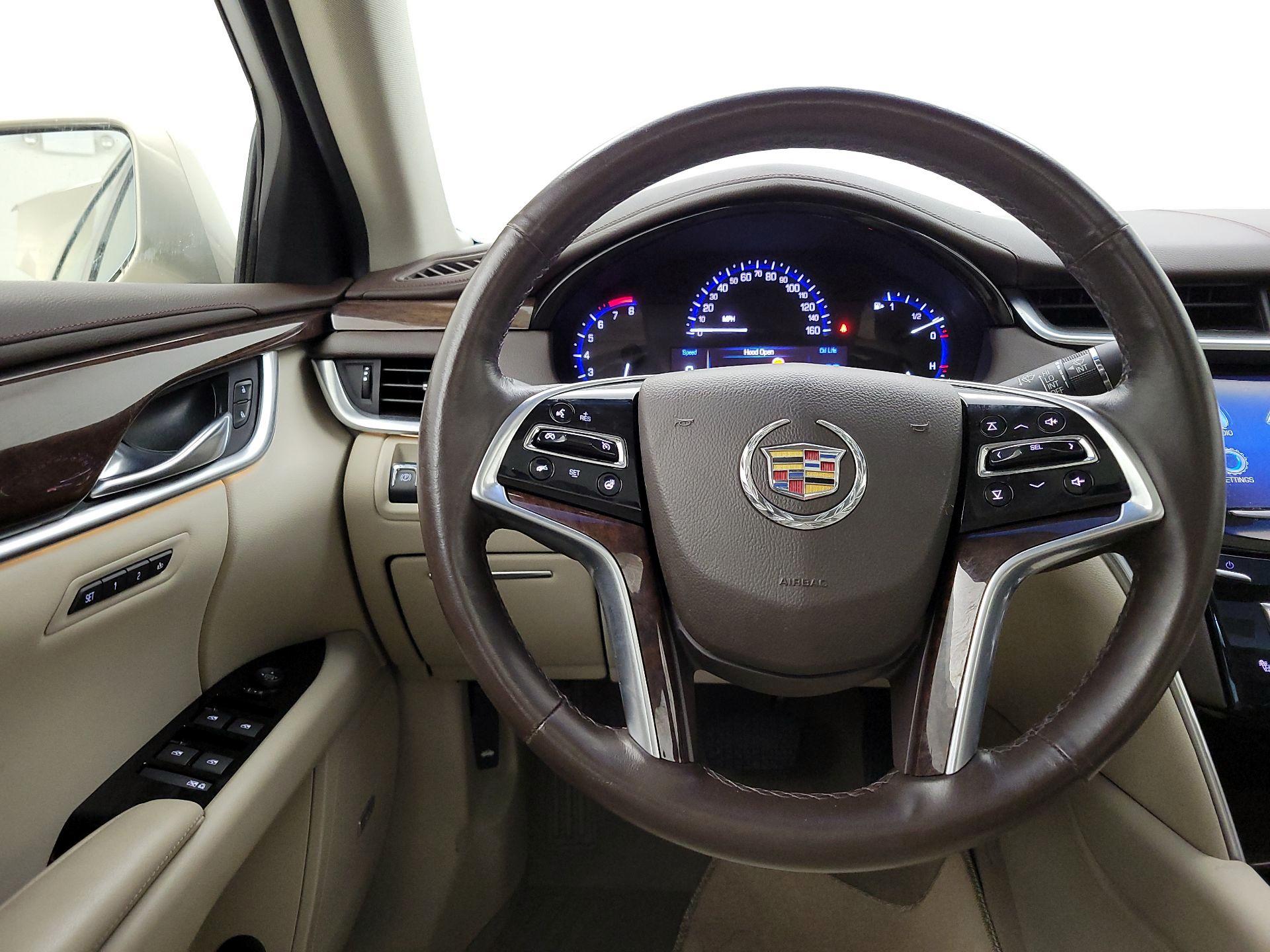 Thumbnail: 2014 Cadillac XTS - 10