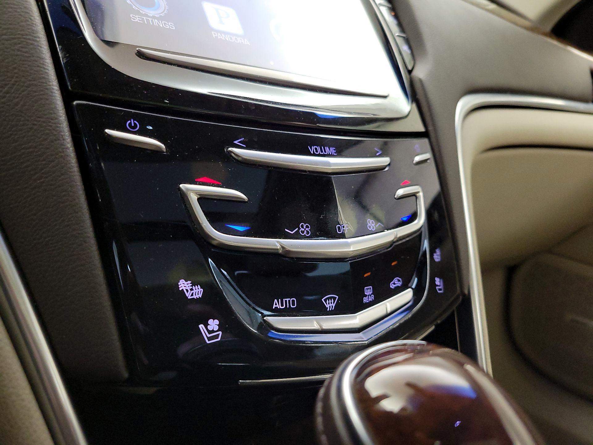 Thumbnail: 2014 Cadillac XTS - 16