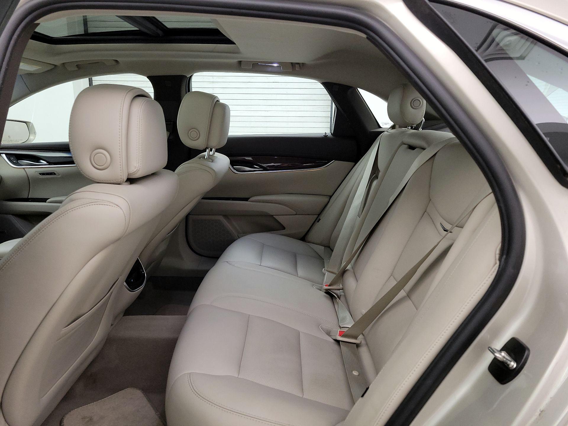 Thumbnail: 2014 Cadillac XTS - 19