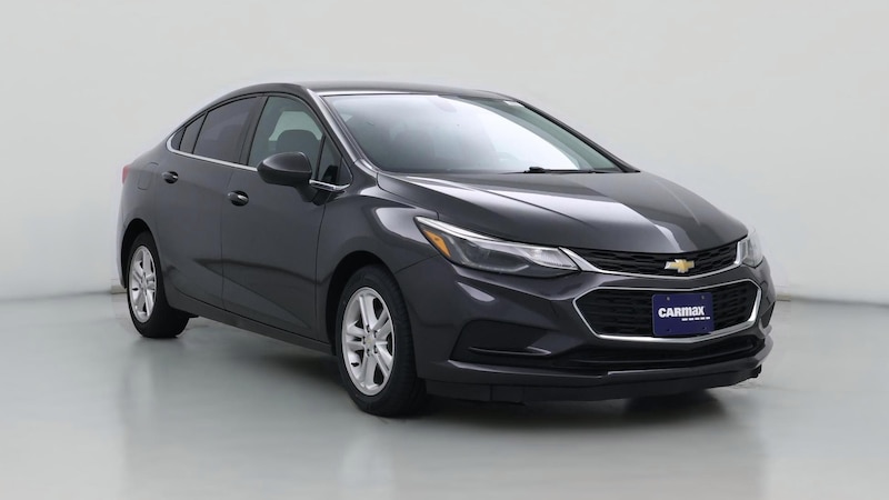 2017 Chevrolet Cruze LT Hero Image