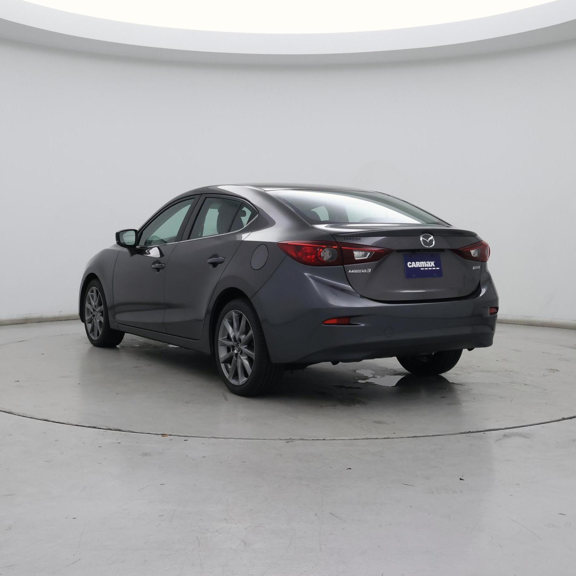 Thumbnail: 2018 Mazda Mazda3 - 2