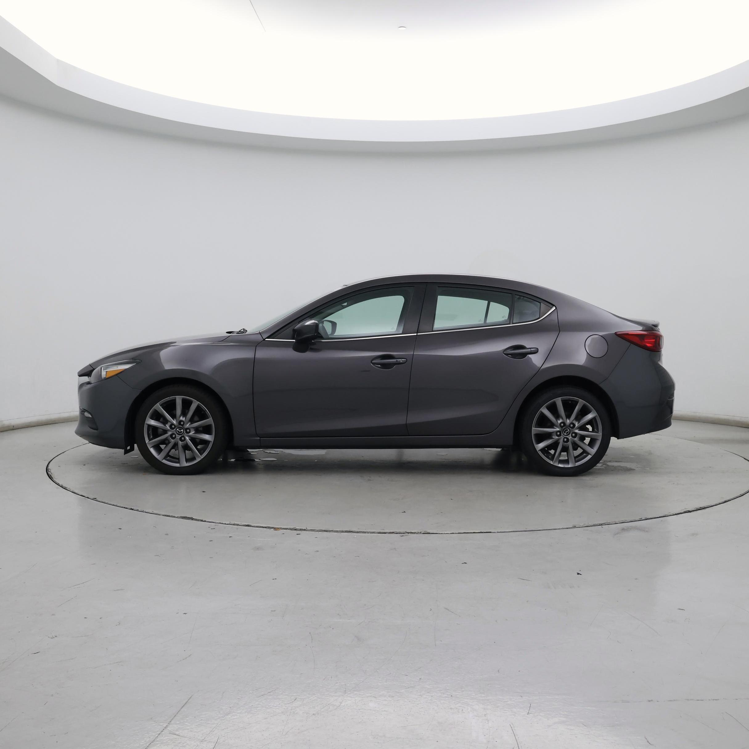 Thumbnail: 2018 Mazda Mazda3 - 3