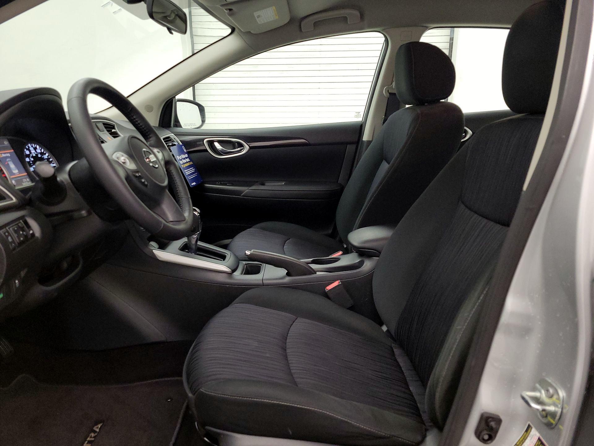 Thumbnail: 2019 Nissan Sentra - 11