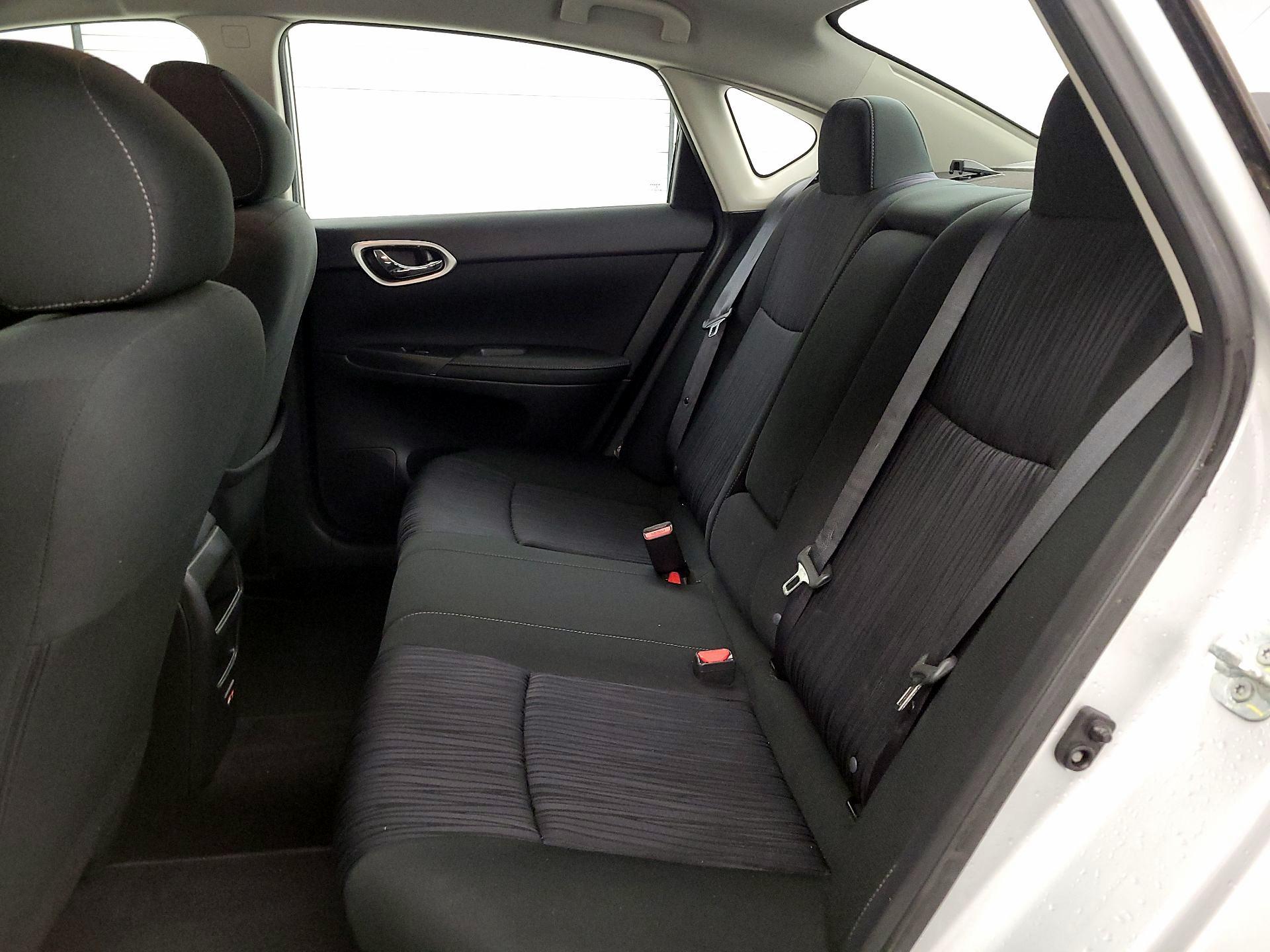 Thumbnail: 2019 Nissan Sentra - 19