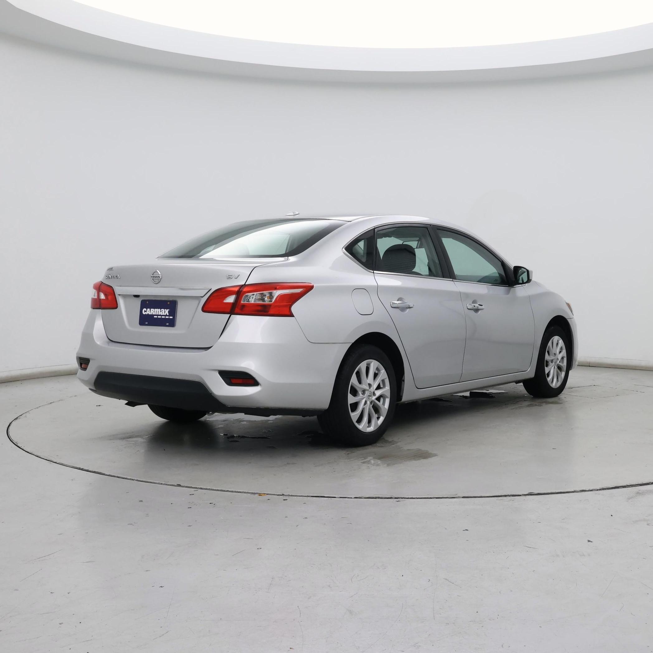 Thumbnail: 2019 Nissan Sentra - 8