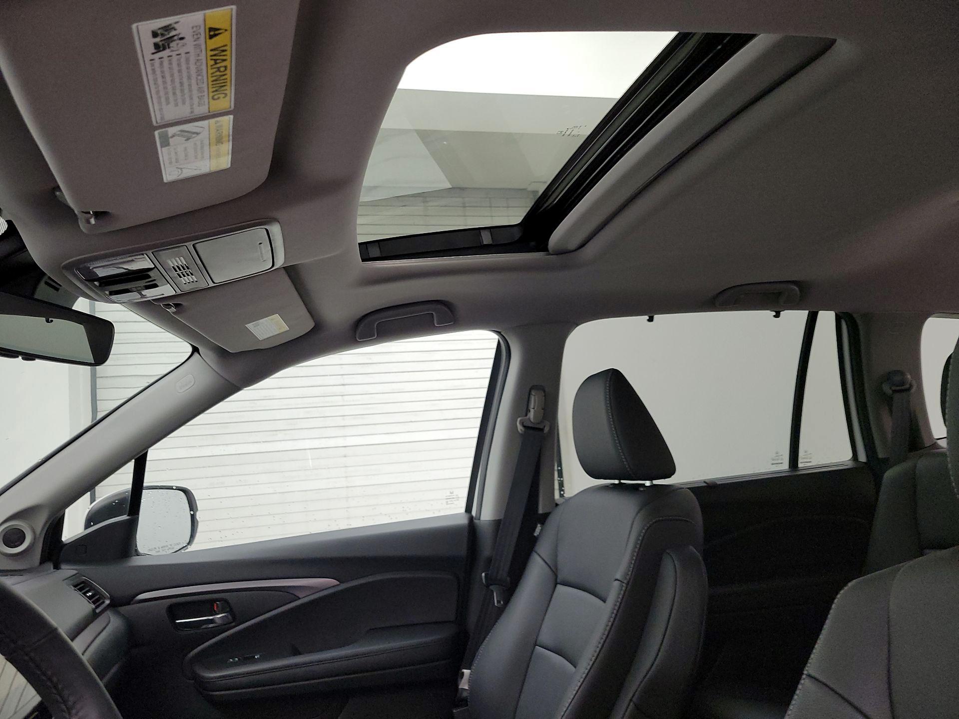 Thumbnail: 2022 Honda Pilot - 19