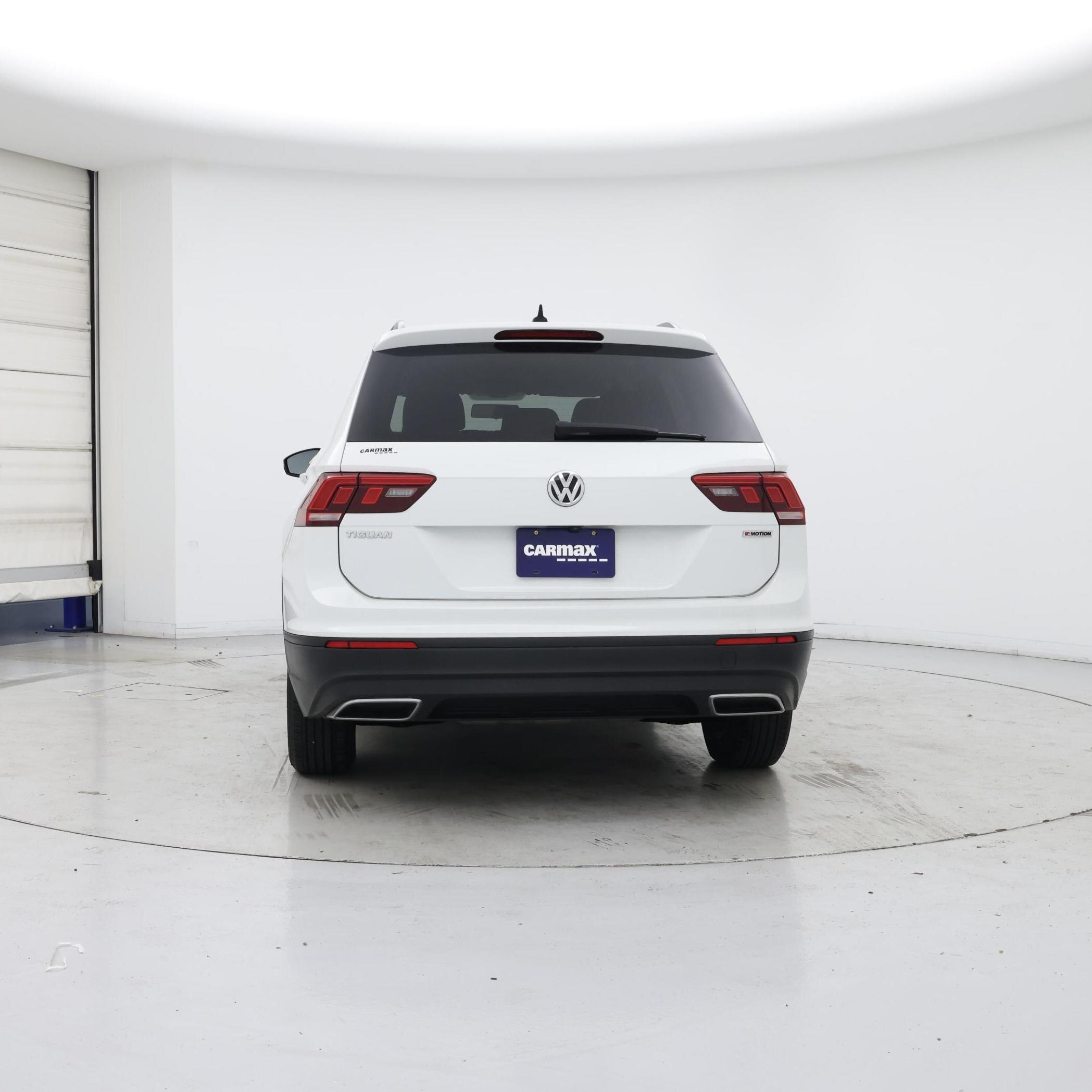 Thumbnail: 2021 Volkswagen Tiguan - 6