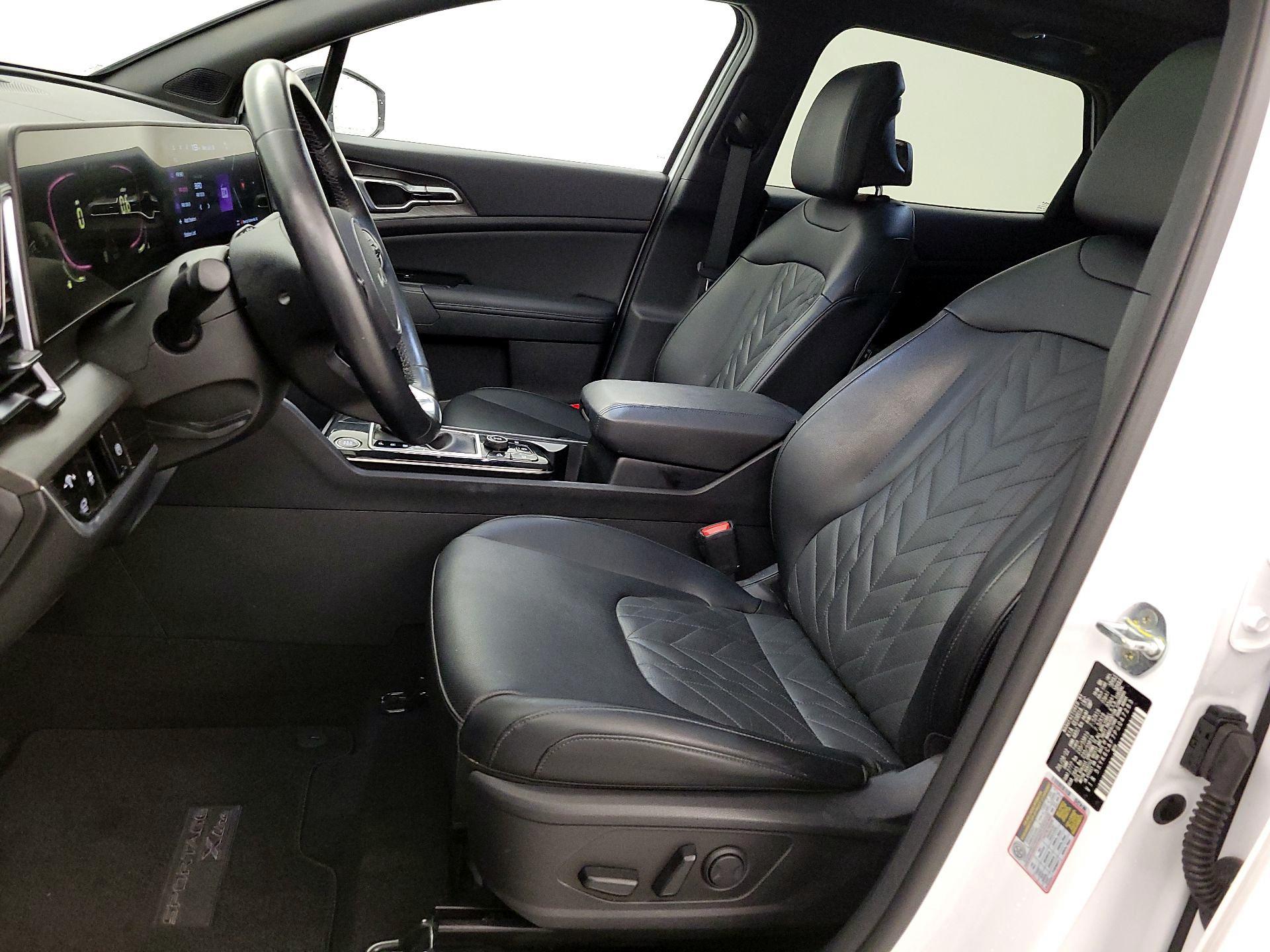 Thumbnail: 2023 Kia Sportage - 11
