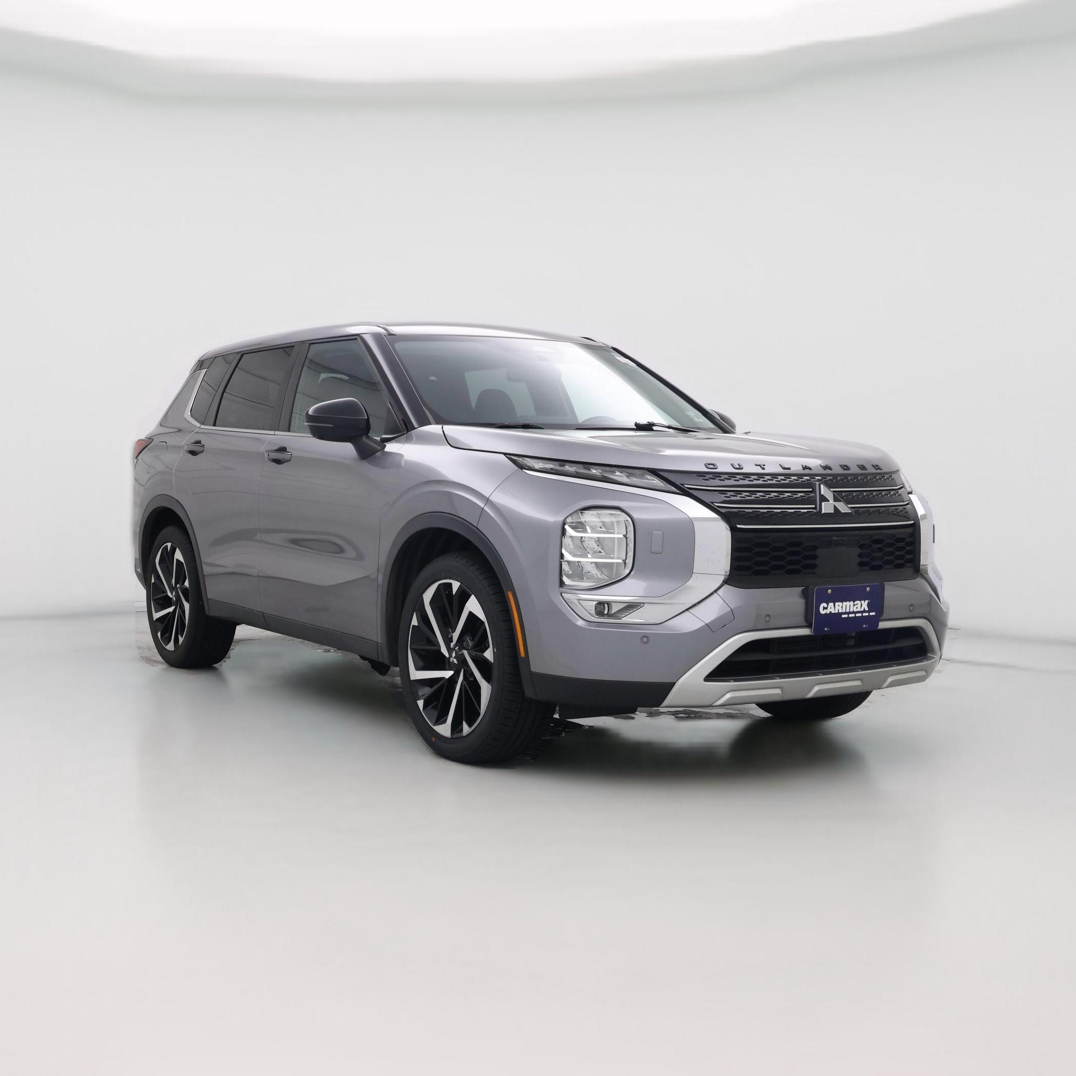 Thumbnail: 2022 Mitsubishi Outlander - 1