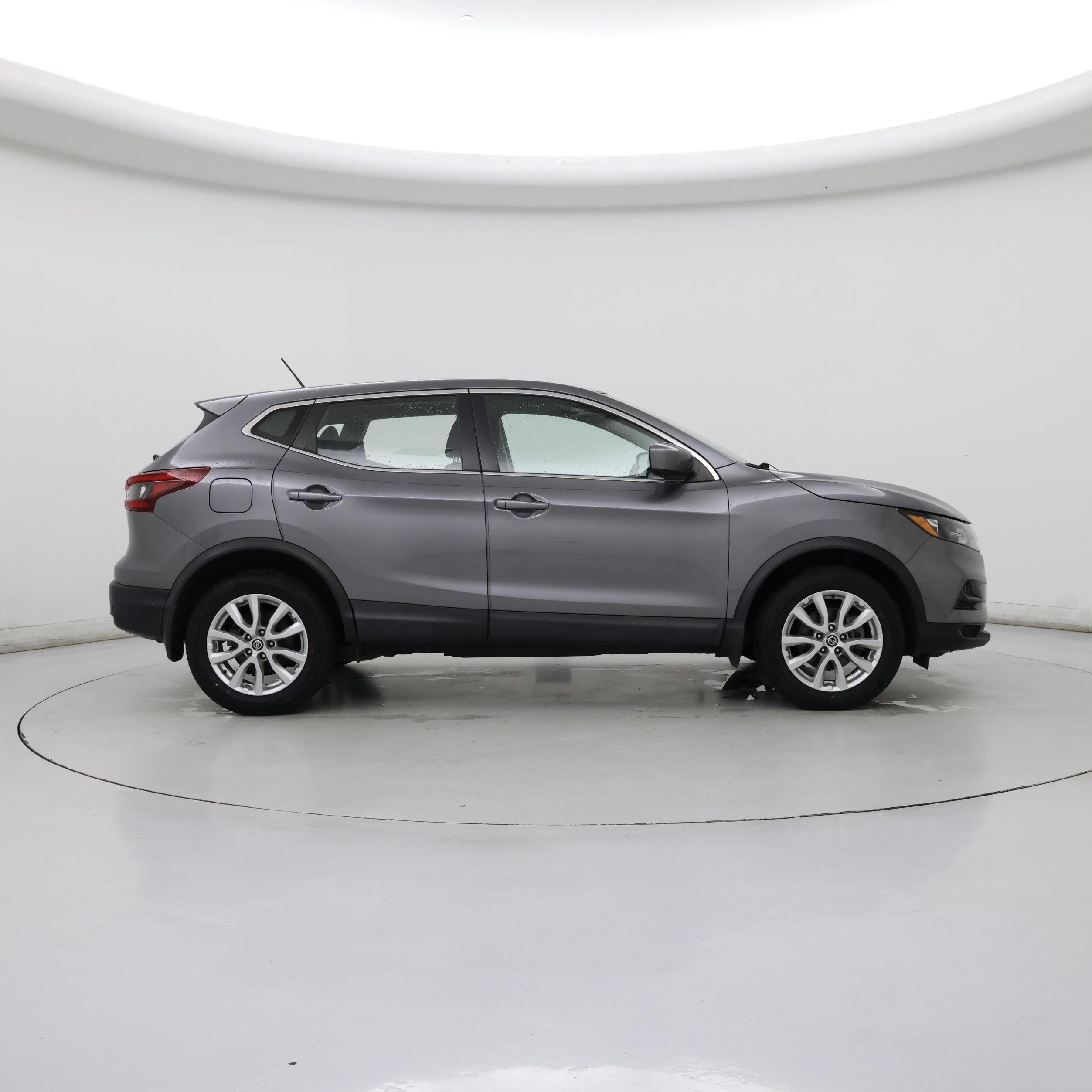 Thumbnail: 2020 Nissan Rogue Sport - 7