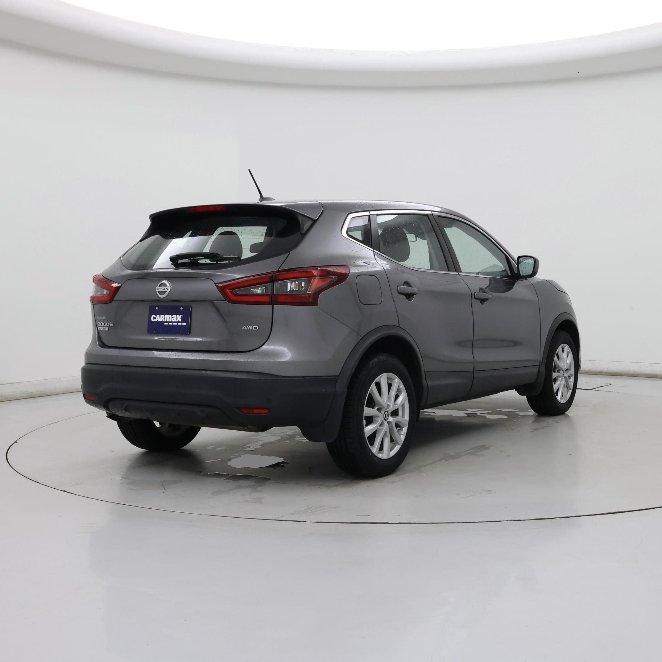 Thumbnail: 2020 Nissan Rogue Sport - 8