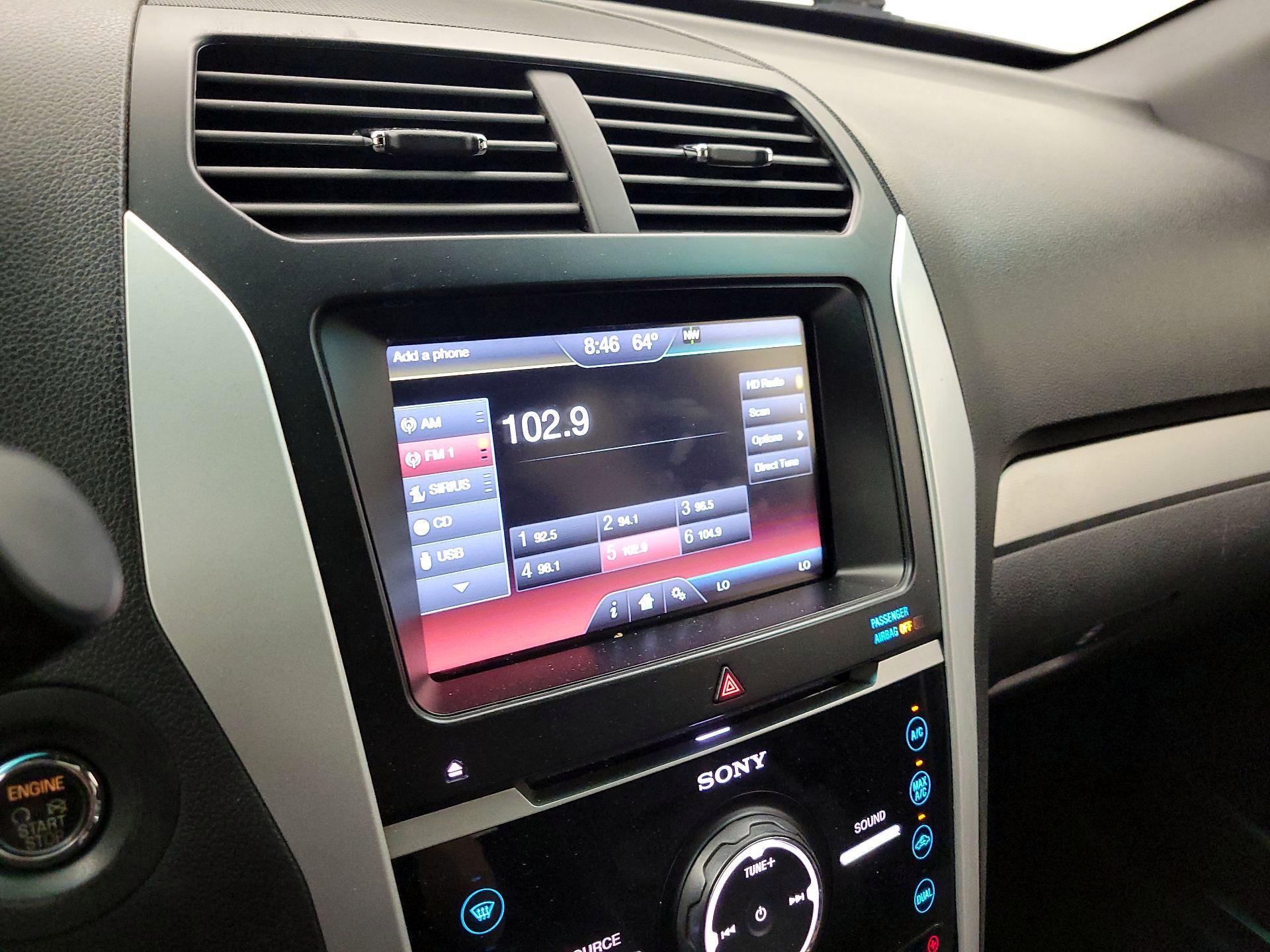 Thumbnail: 2015 Ford Explorer - 15