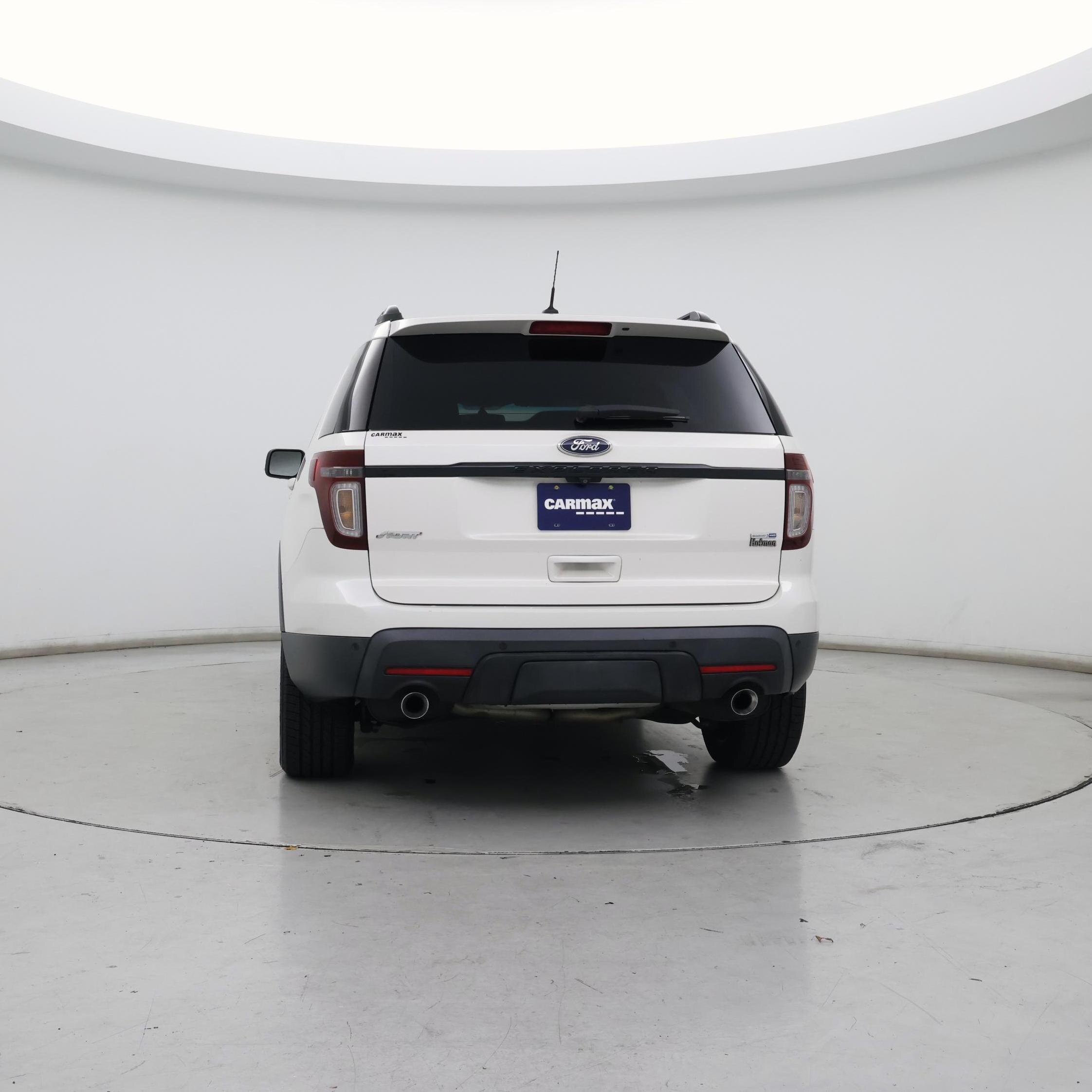 Thumbnail: 2015 Ford Explorer - 6