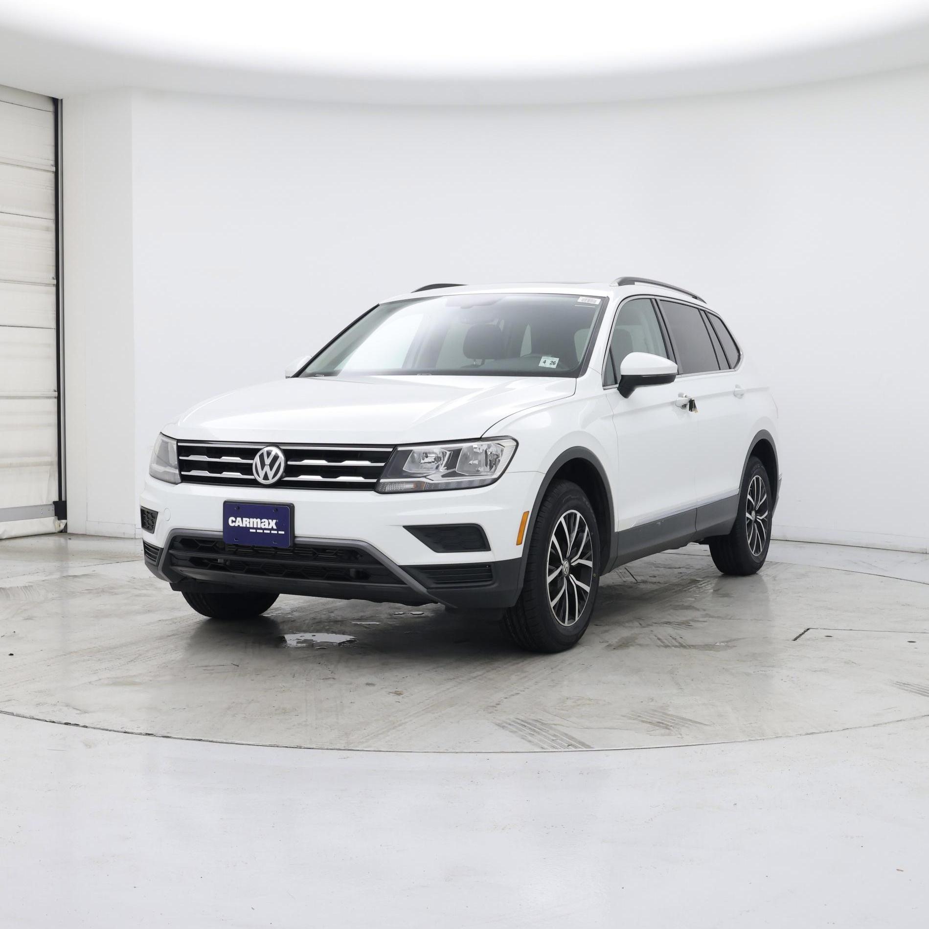 Thumbnail: 2021 Volkswagen Tiguan - 4