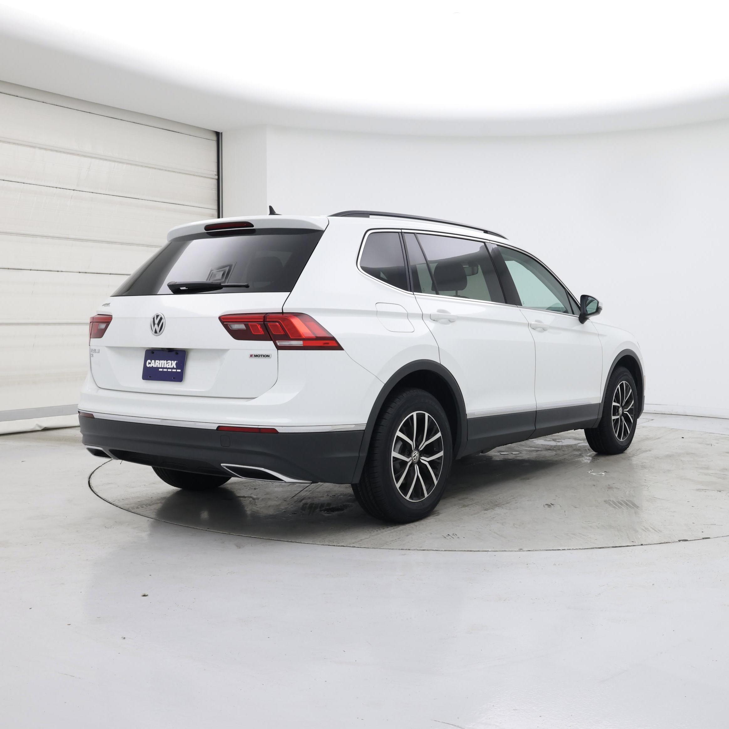 Thumbnail: 2021 Volkswagen Tiguan - 8