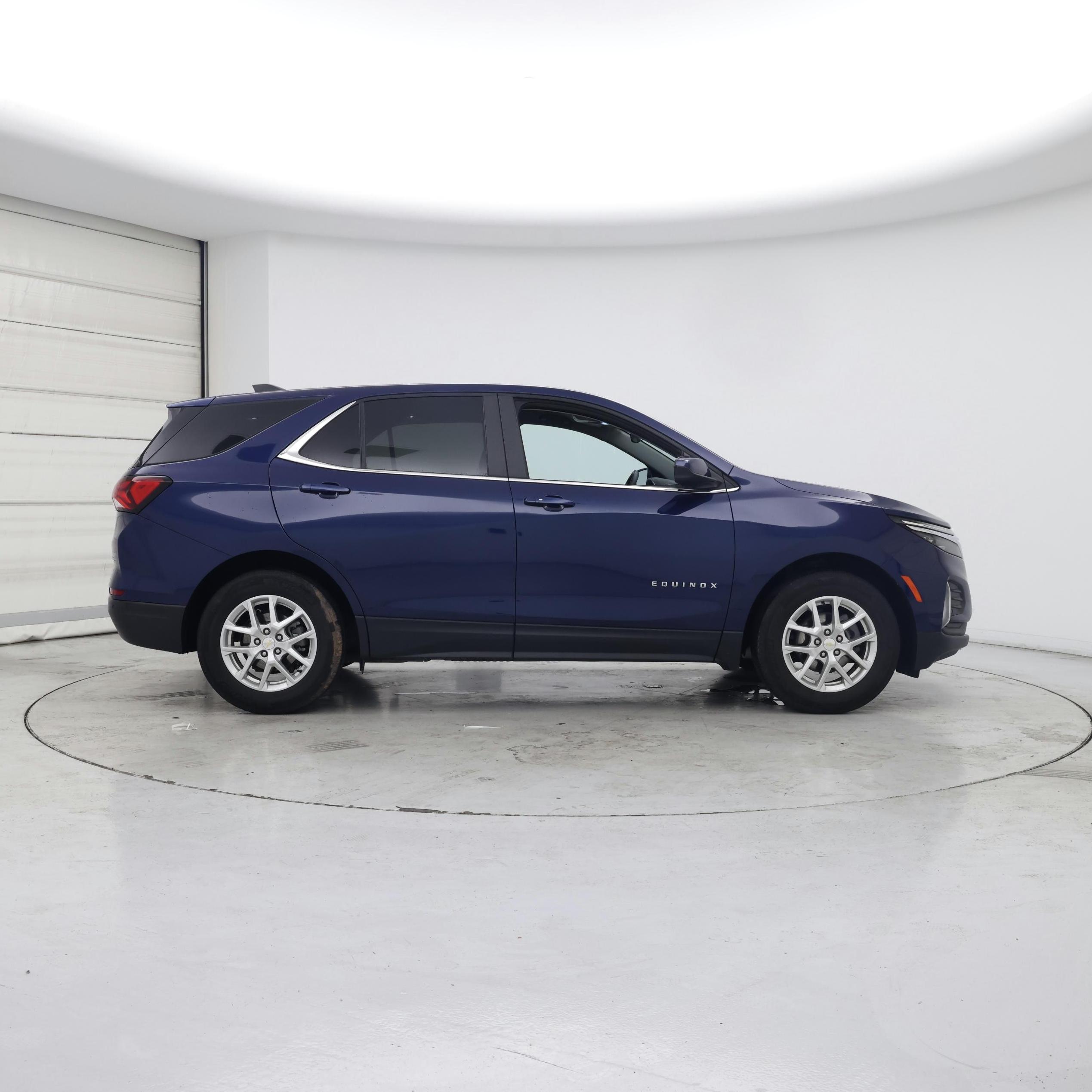 Thumbnail: 2023 Chevrolet Equinox - 7