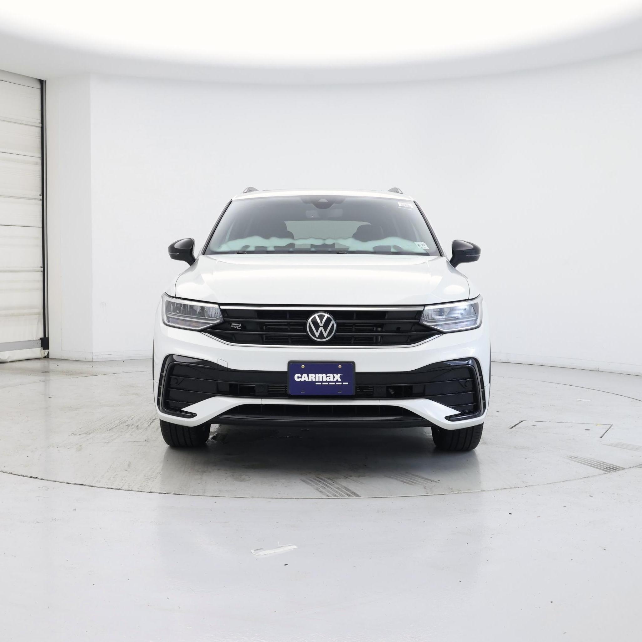 Thumbnail: 2022 Volkswagen Tiguan - 5