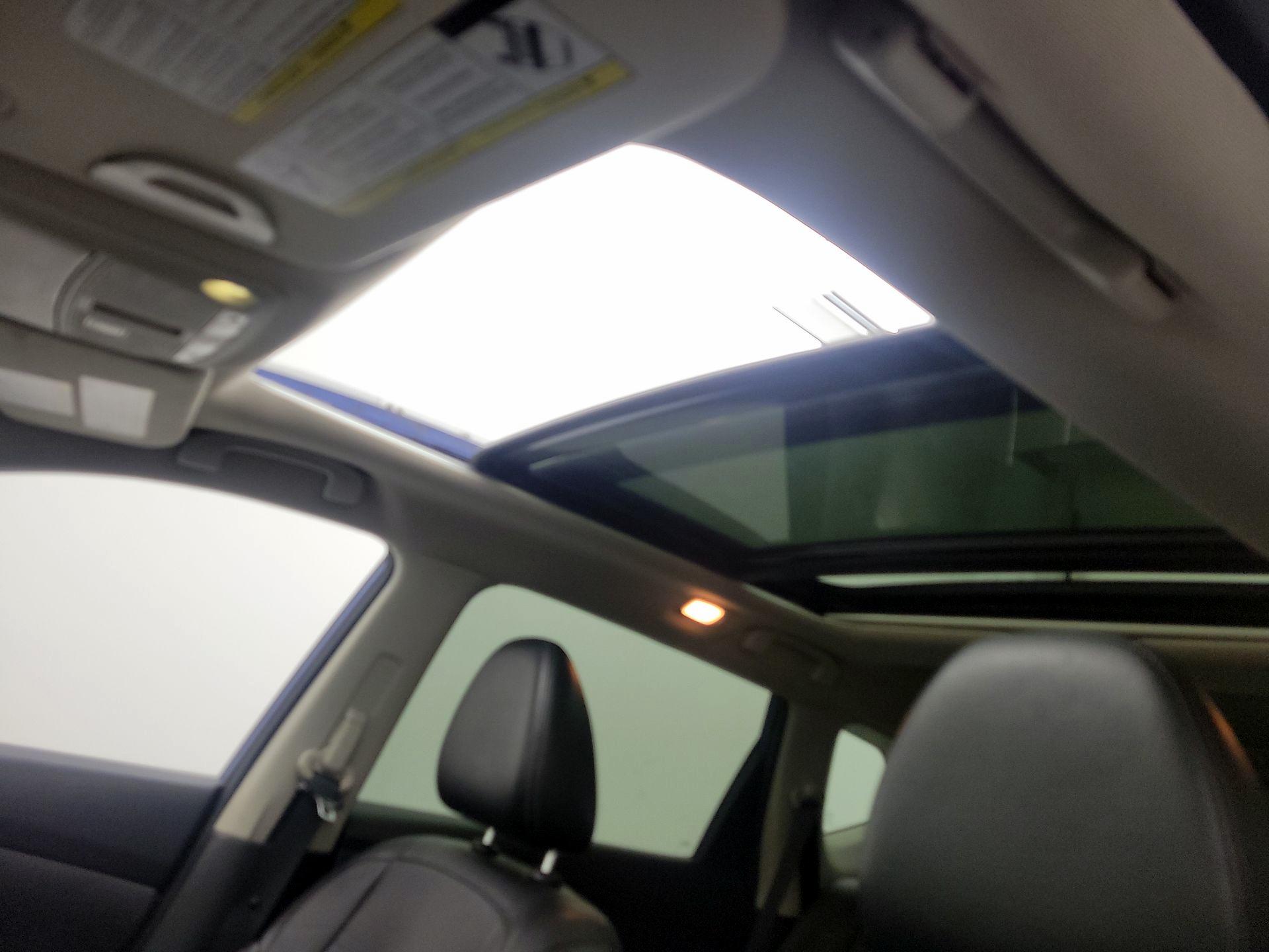 Thumbnail: 2019 Nissan Rogue - 18
