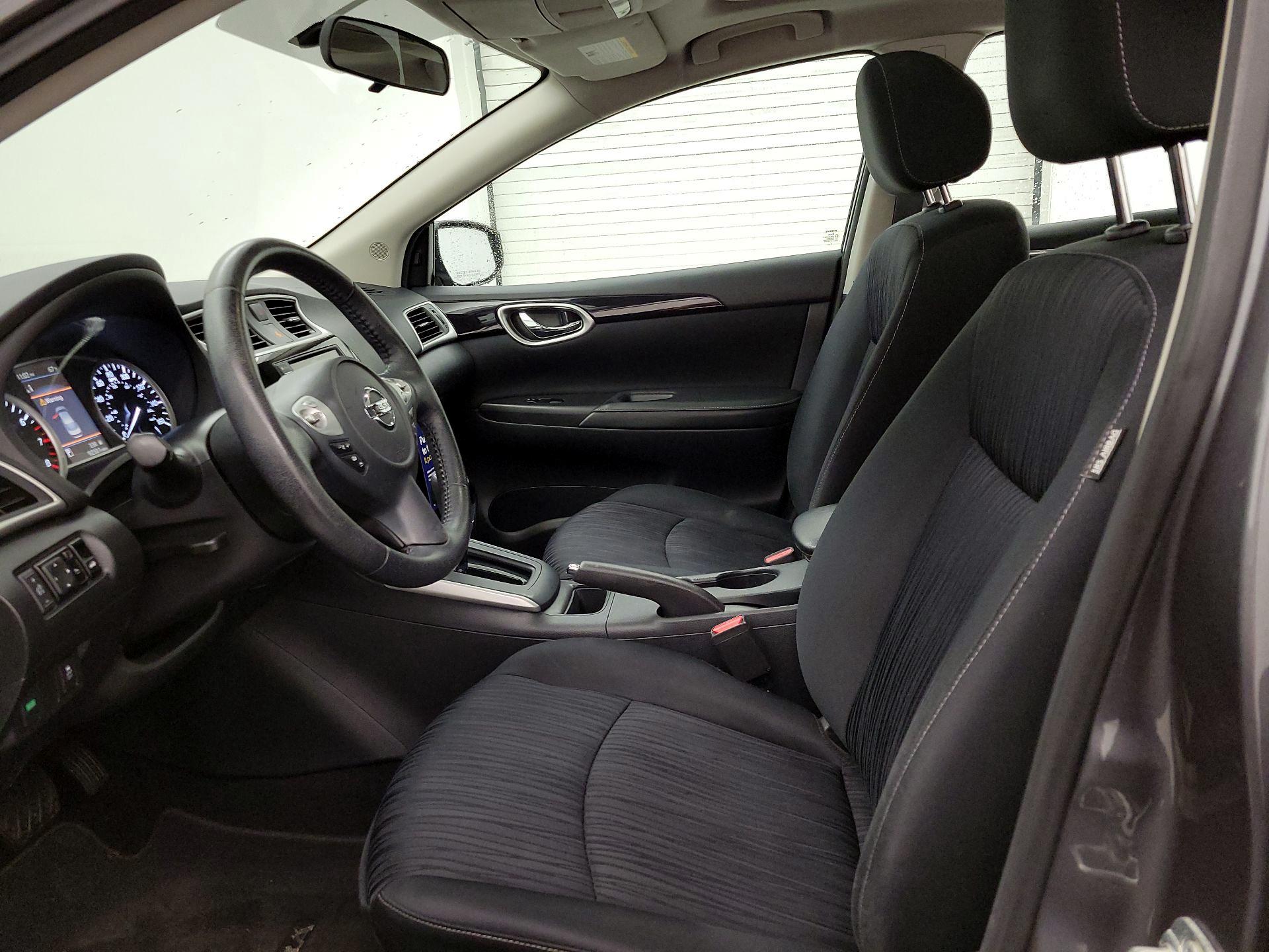 Thumbnail: 2019 Nissan Sentra - 11