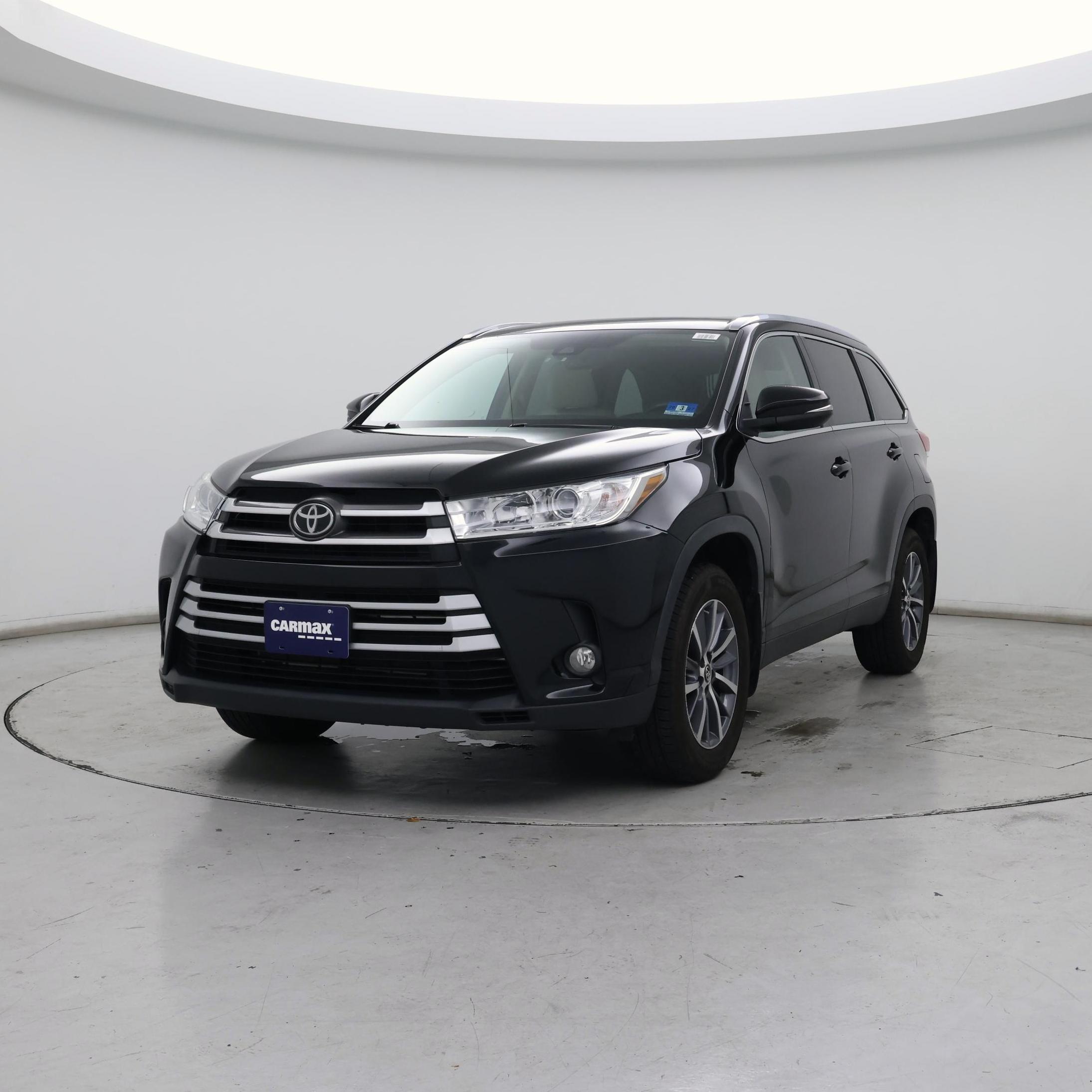 Thumbnail: 2019 Toyota Highlander - 4