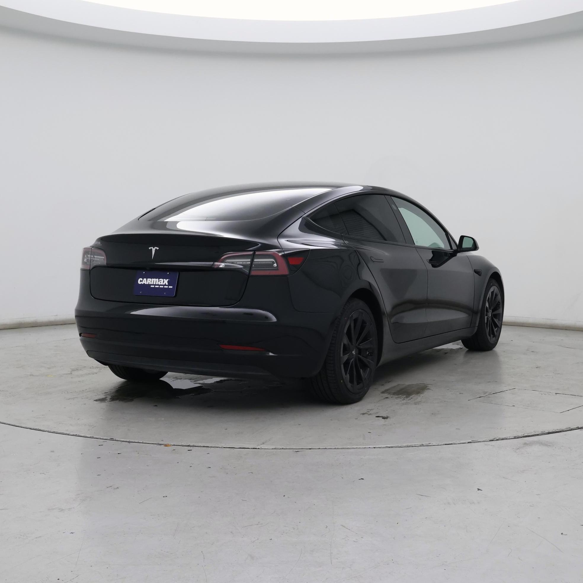 Thumbnail: 2023 Tesla Model 3 - 8