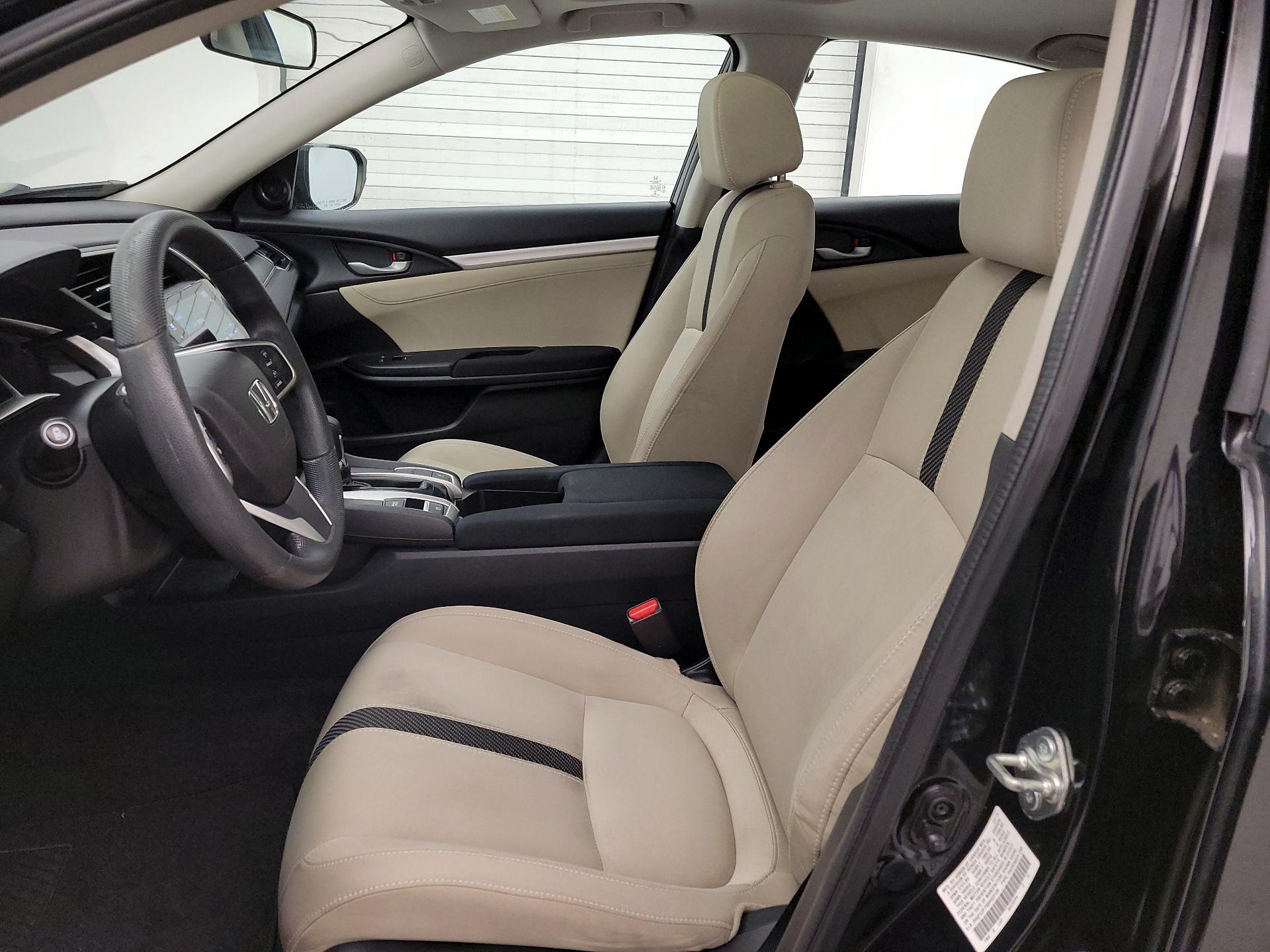 Thumbnail: 2016 Honda Civic - 11