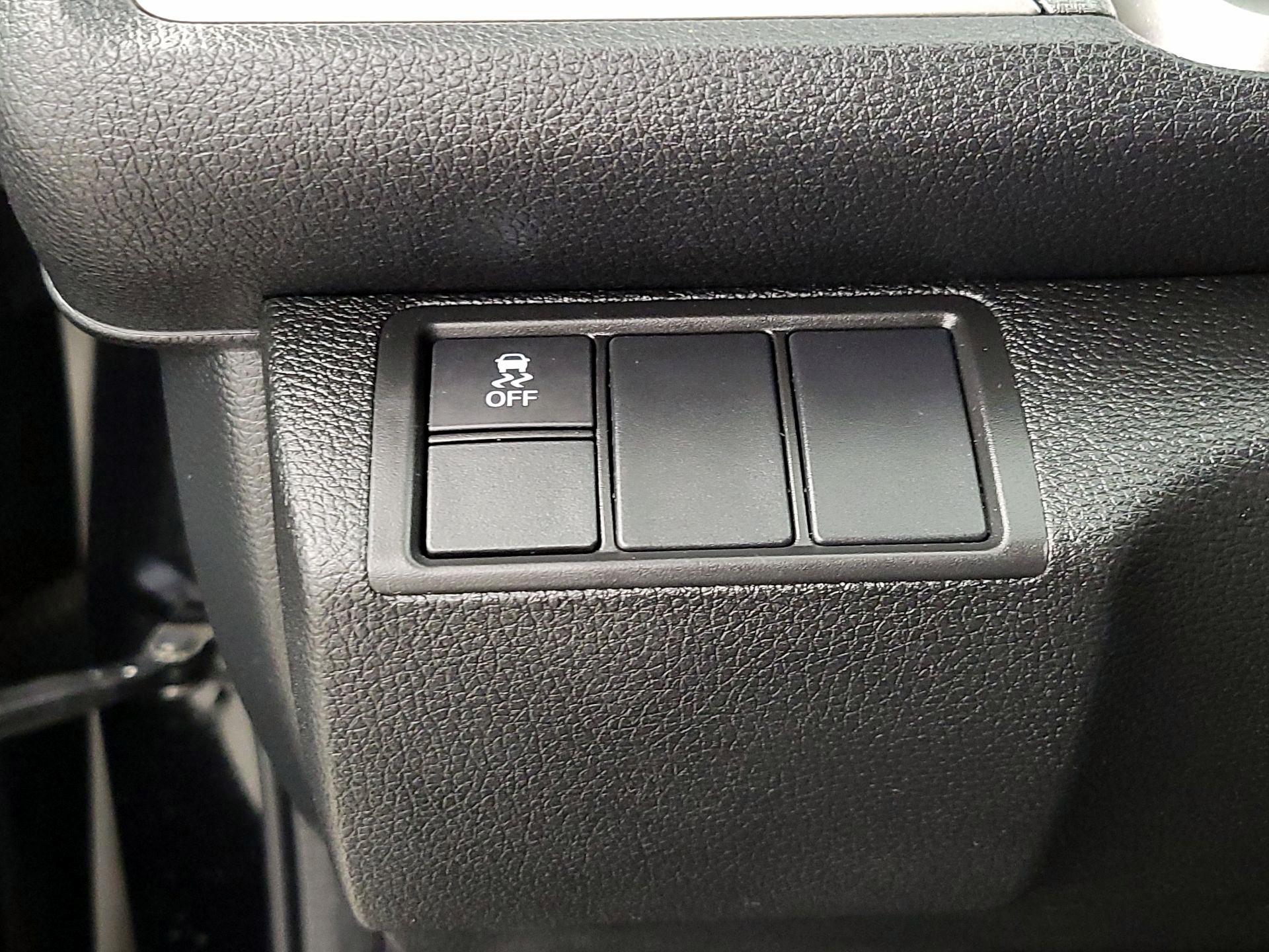 Thumbnail: 2016 Honda Civic - 13