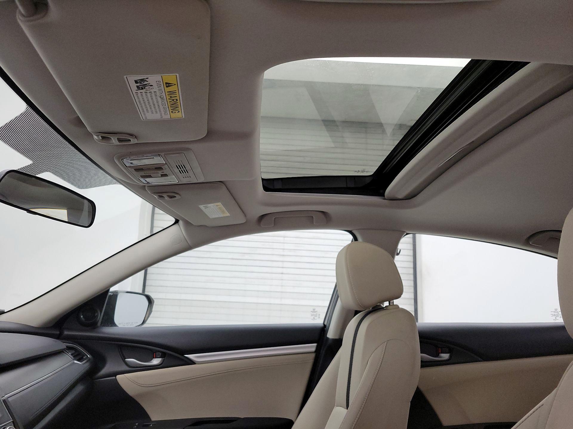 Thumbnail: 2016 Honda Civic - 19