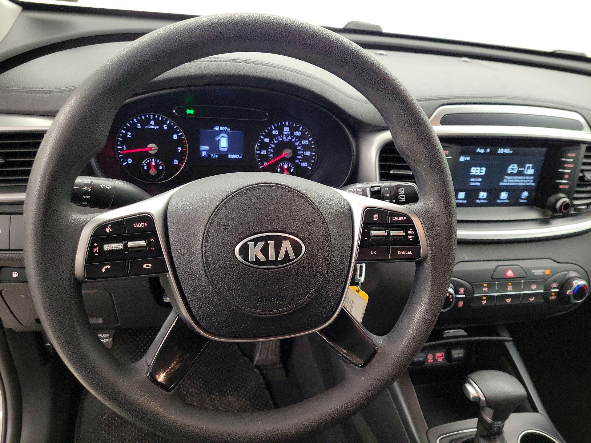 Thumbnail: 2019 Kia Sorento - 10