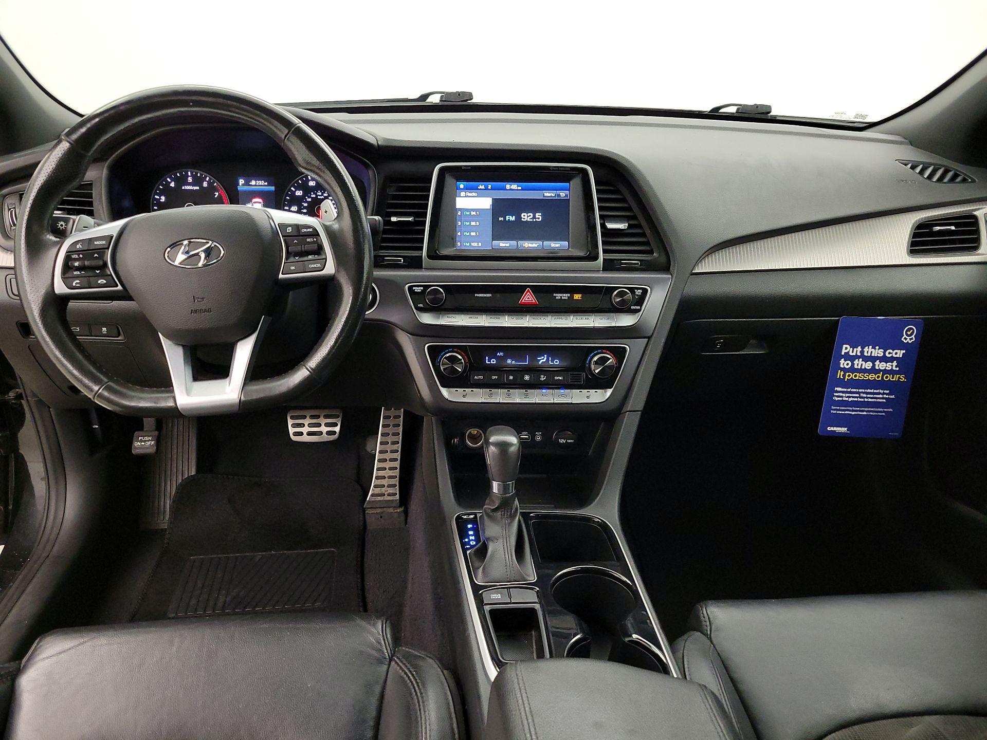 Thumbnail: 2019 Hyundai Sonata - 9