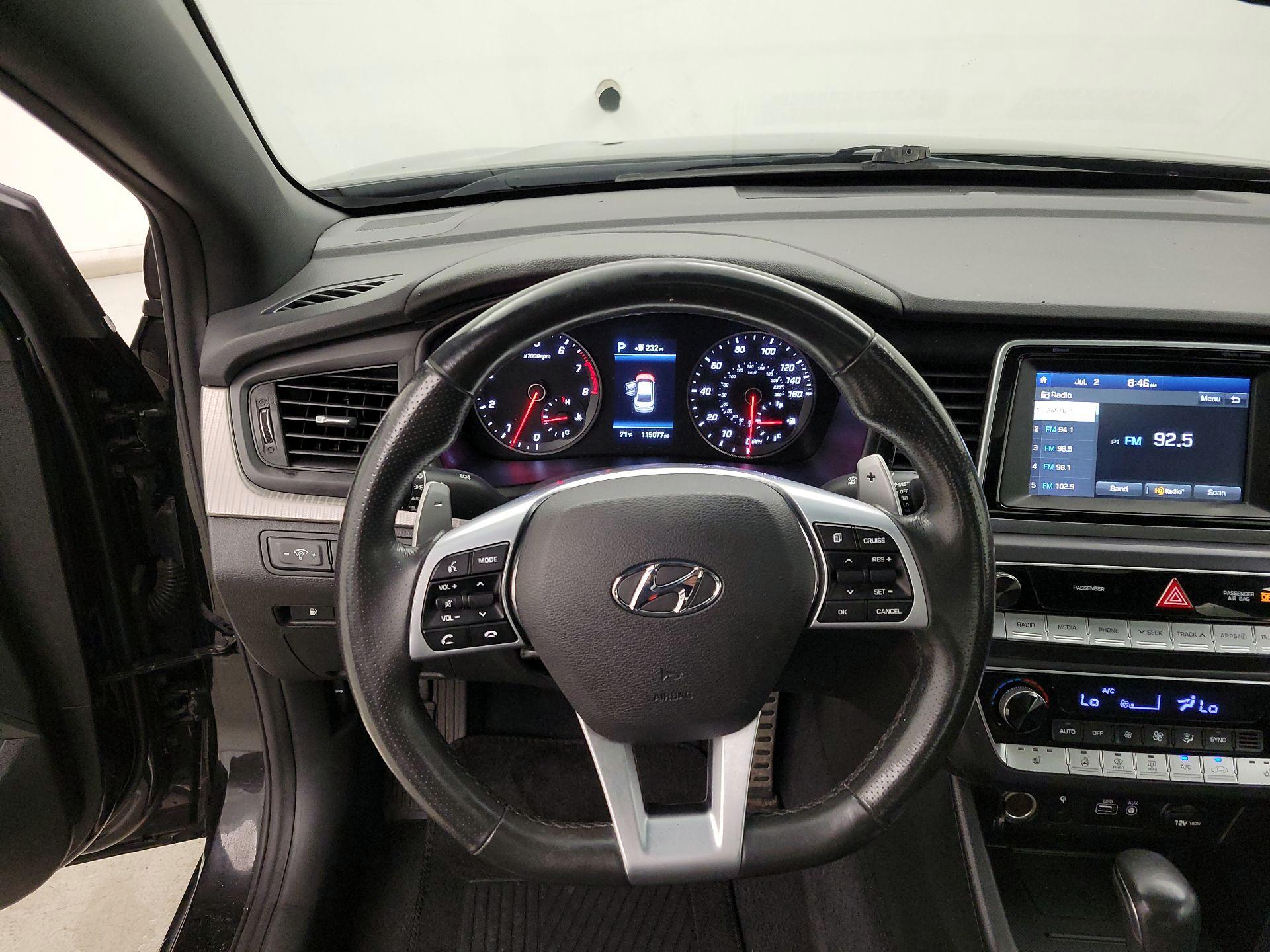 Thumbnail: 2019 Hyundai Sonata - 10