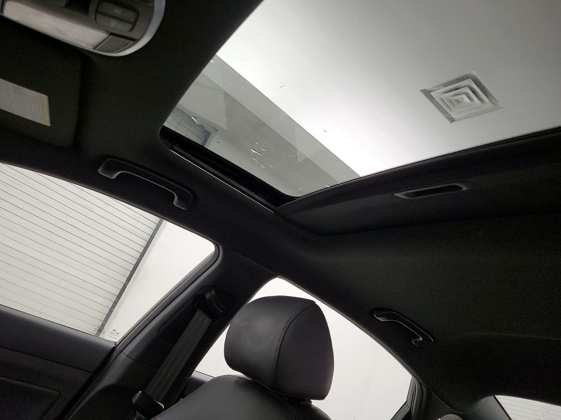 Thumbnail: 2019 Hyundai Sonata - 19